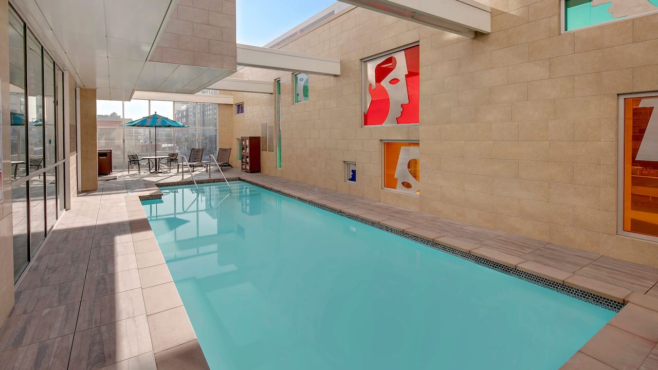 Hotels in Glendale CA with Outdoor Swimming Pool at Hyatt Place Glendale / Los Angeles