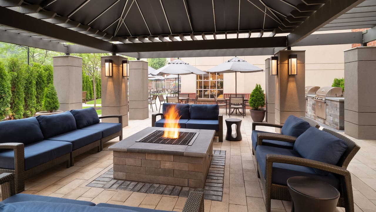 Hyatt House White Plains Fire Pit and Grill Seating