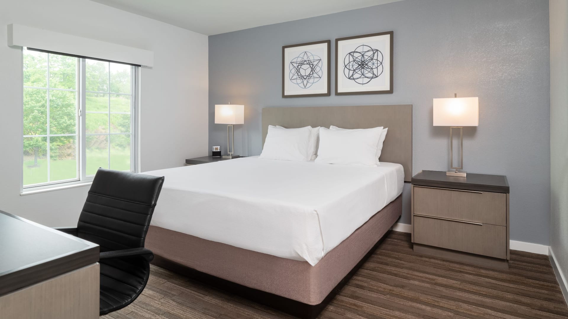 Hyatt House White Plains ADA Queen Bedroom