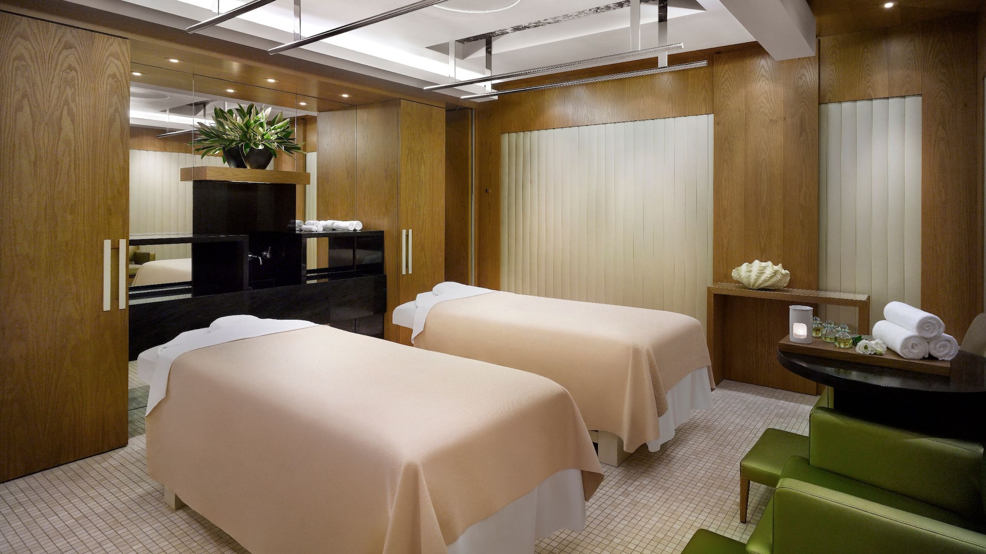 Grand Hyatt Seoul Couples Massage