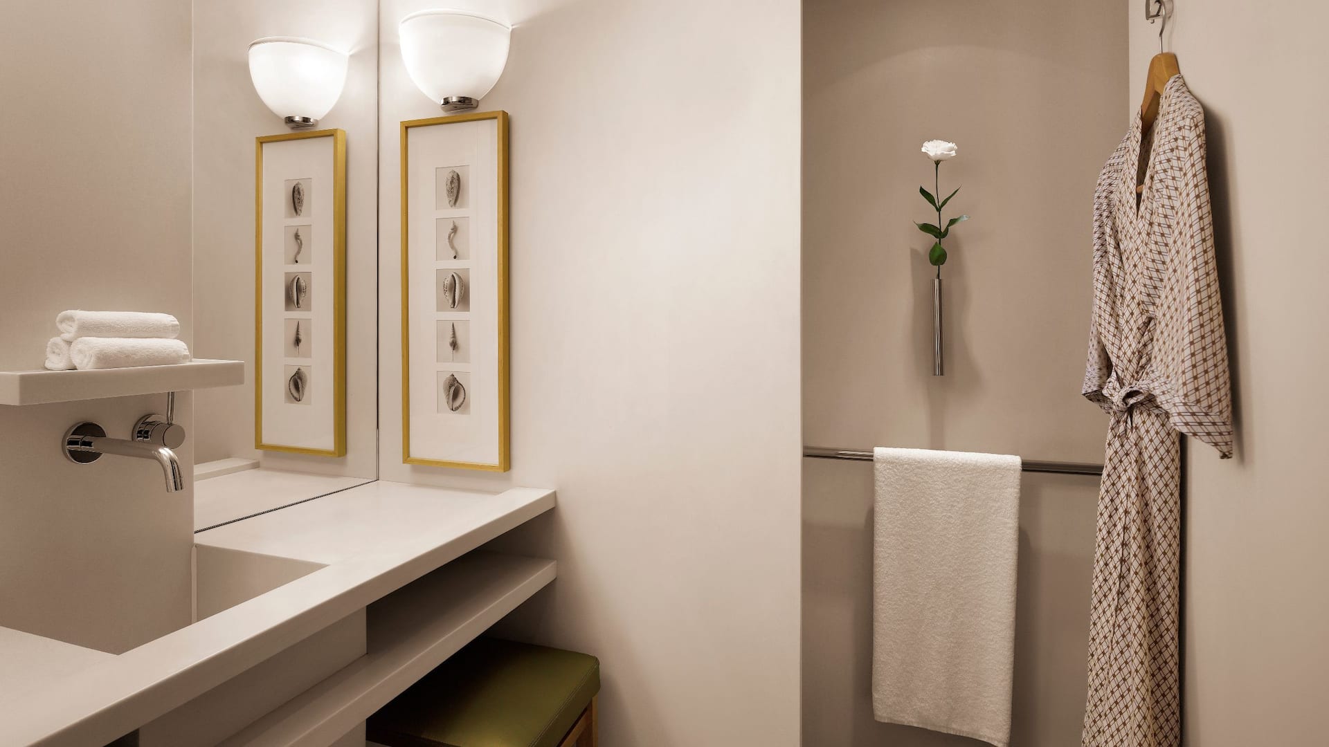 Grand Hyatt Seoul Powder Room