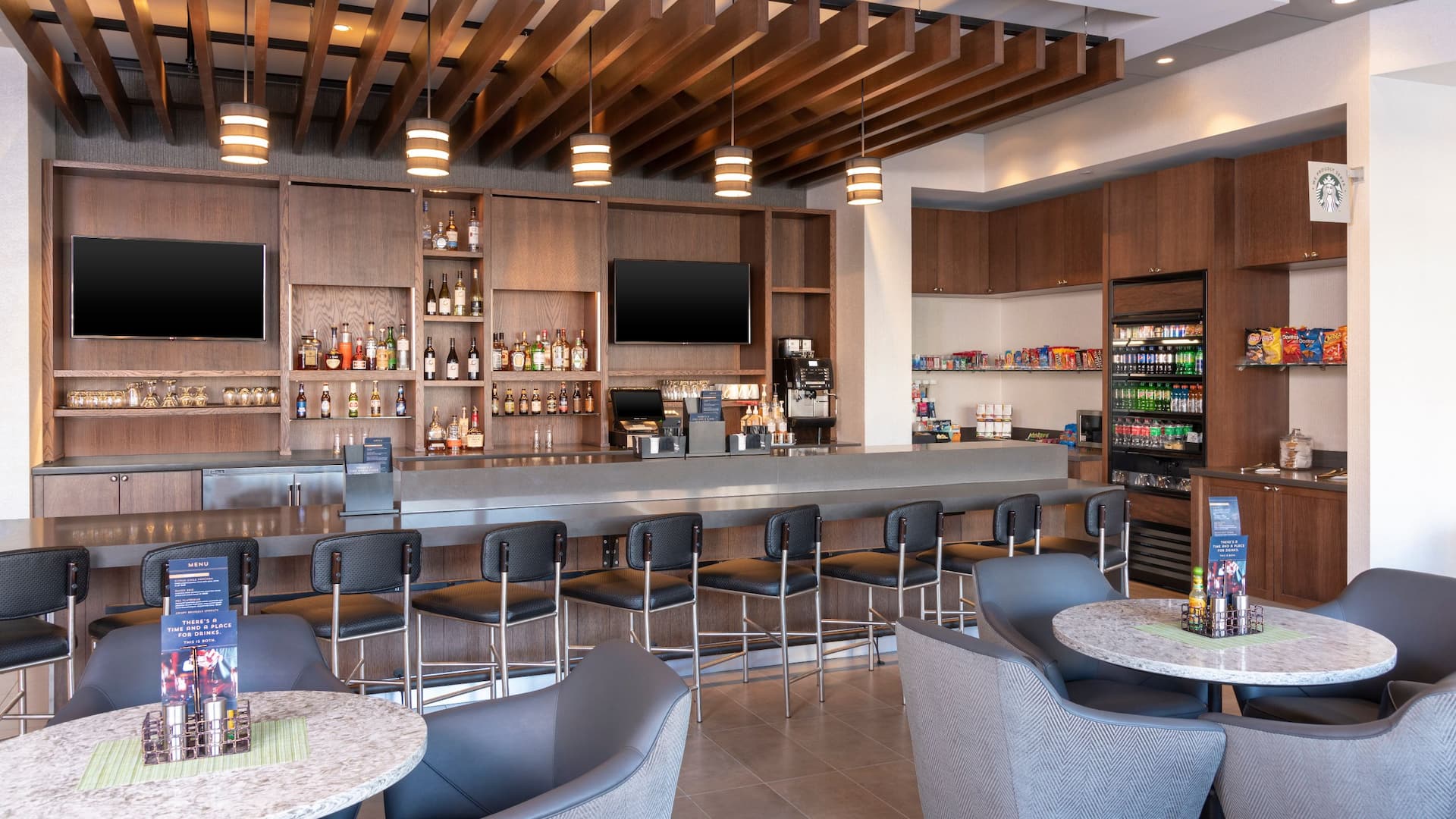 Hyatt Place Detroit / Royal Oak Lobby Bar