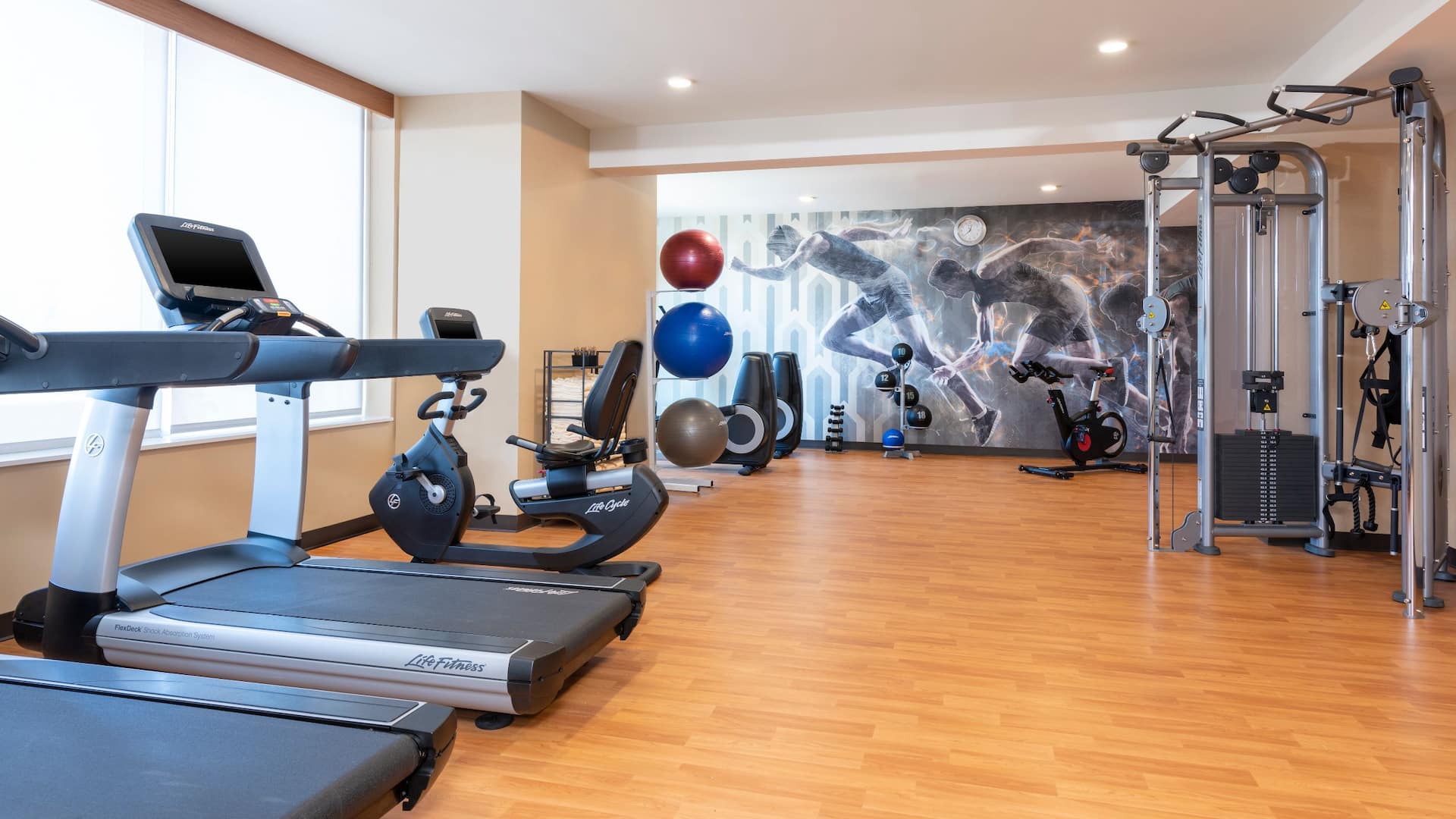 Hyatt Place Detroit / Royal Oak Fitness Center