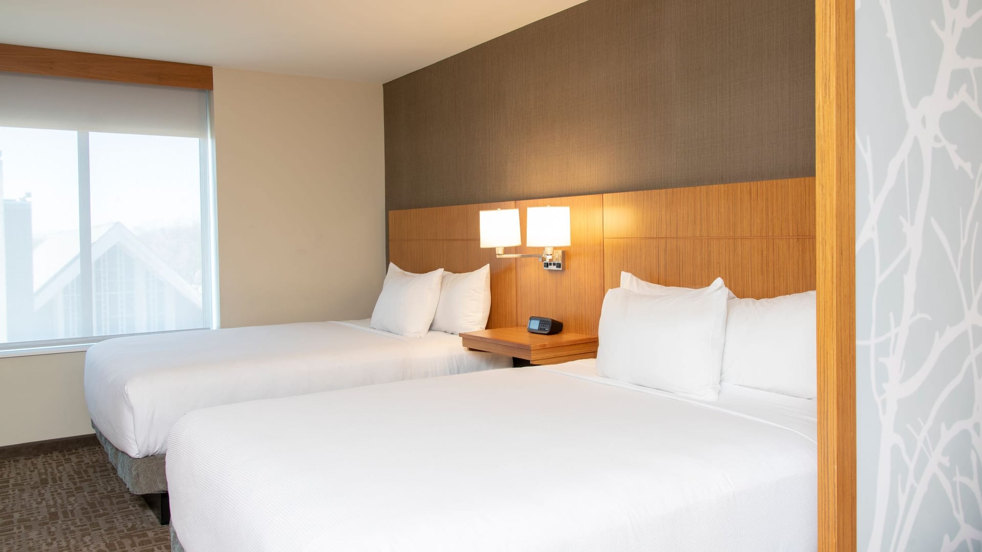 Hyatt Place Detroit / Royal Oak Two Queens Guestroom
