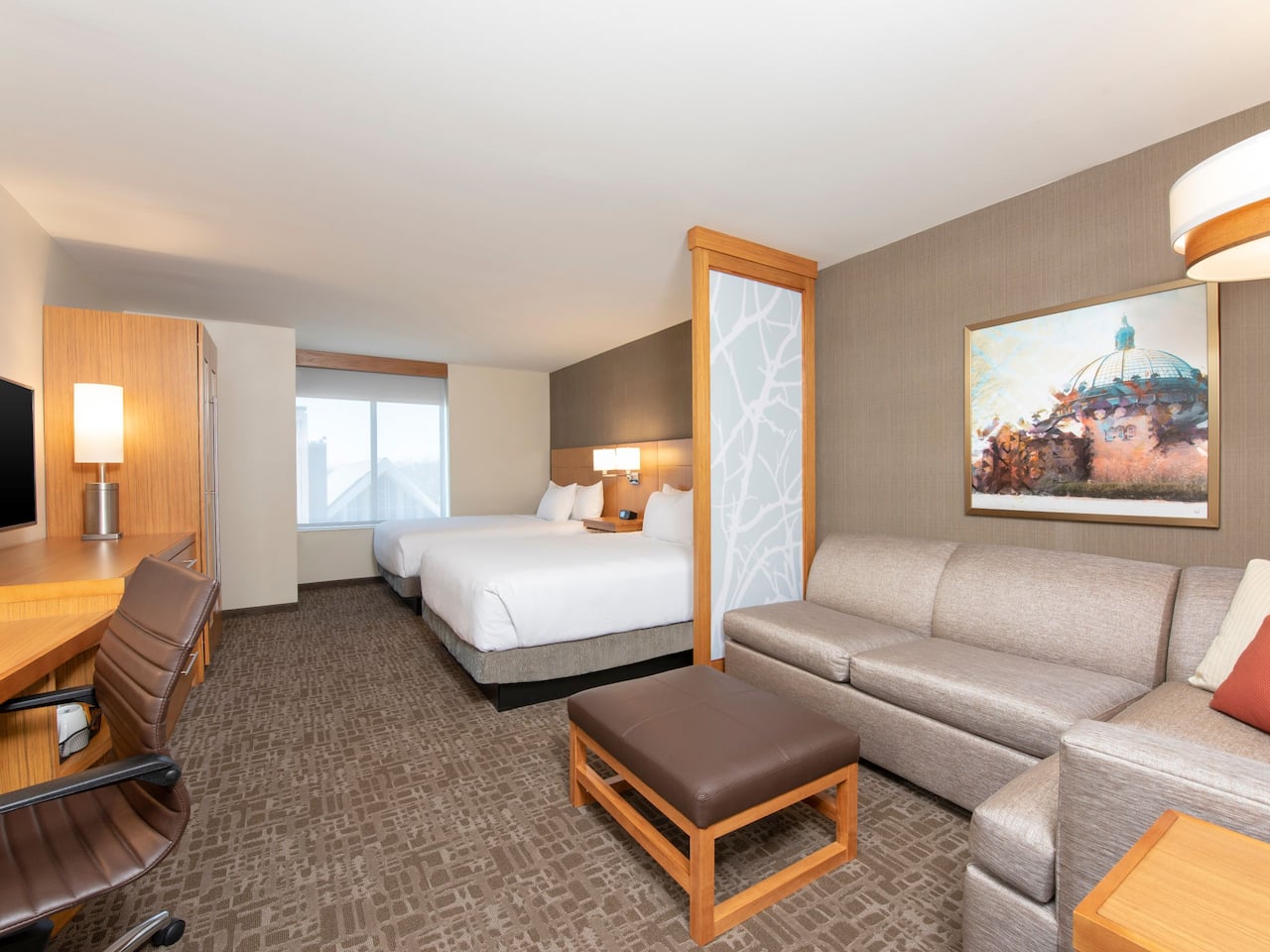 Two Queens Guestroom