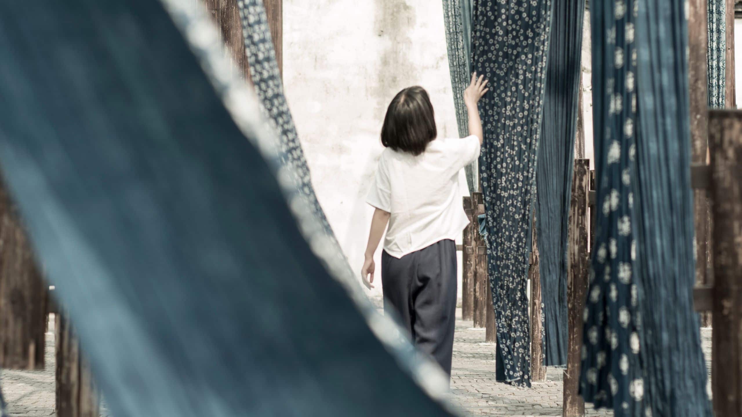 Alila Wuzhen Indigo Dyeing