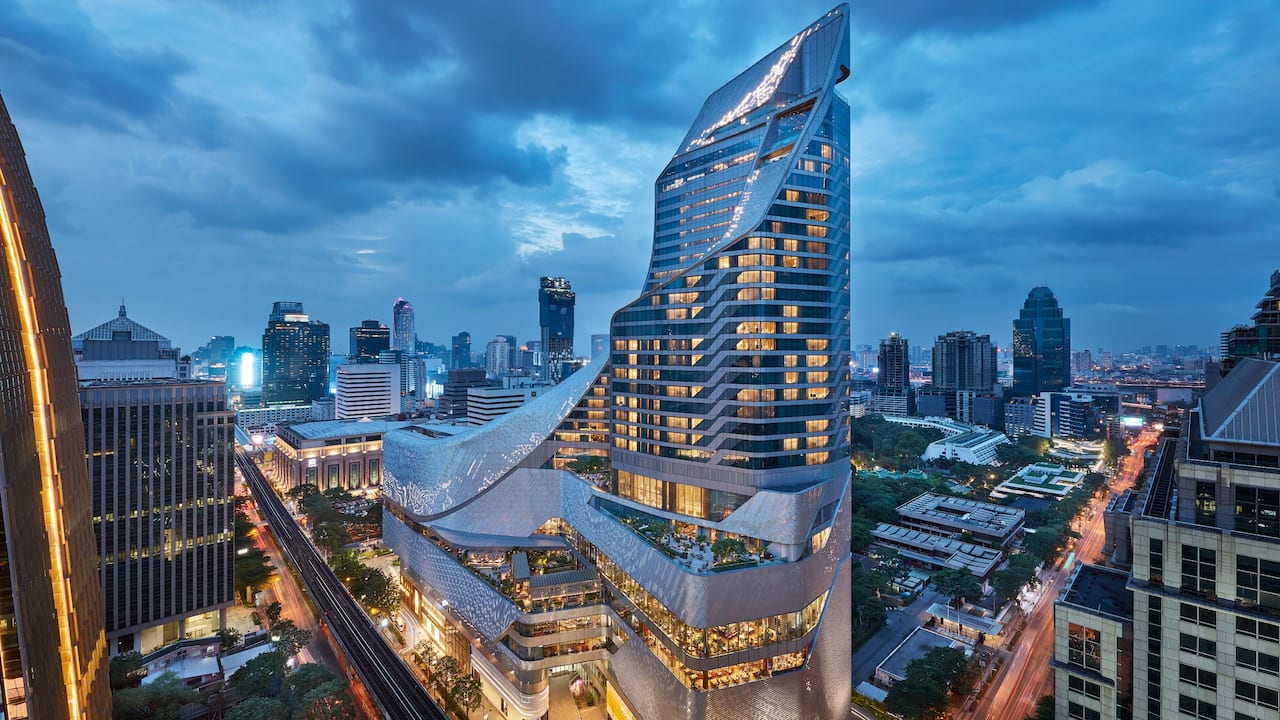 BKKPH_P336 Hotel Exterior