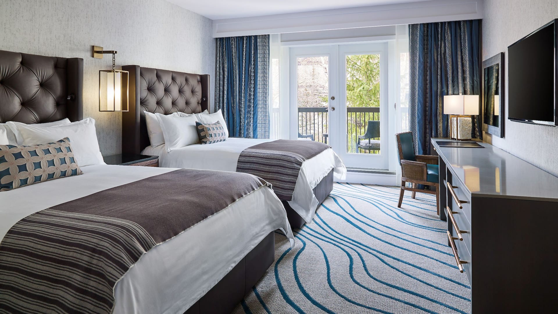 1 of 4 Grand Hyatt Vail Deluxe Double Queen Guestroom