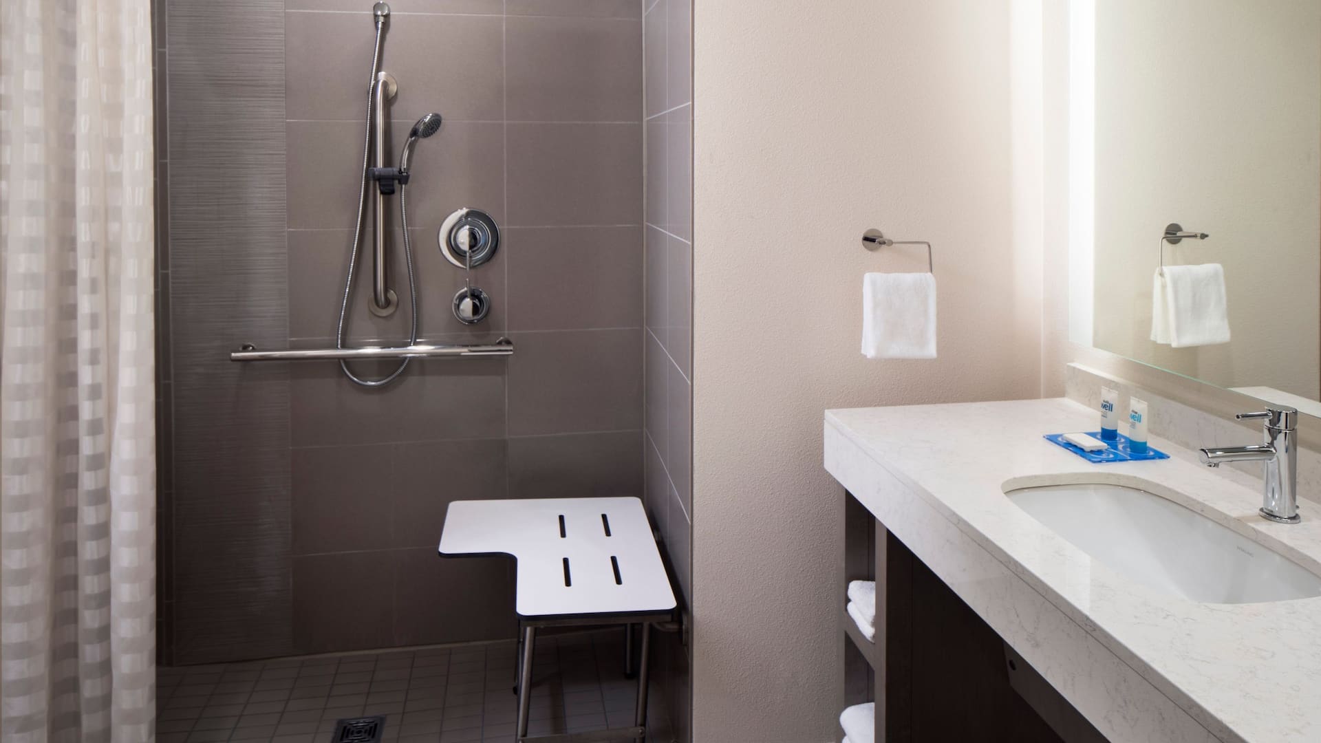 2 of 2 Hyatt House Charleston / Mount Pleasant Accessible Bathroom