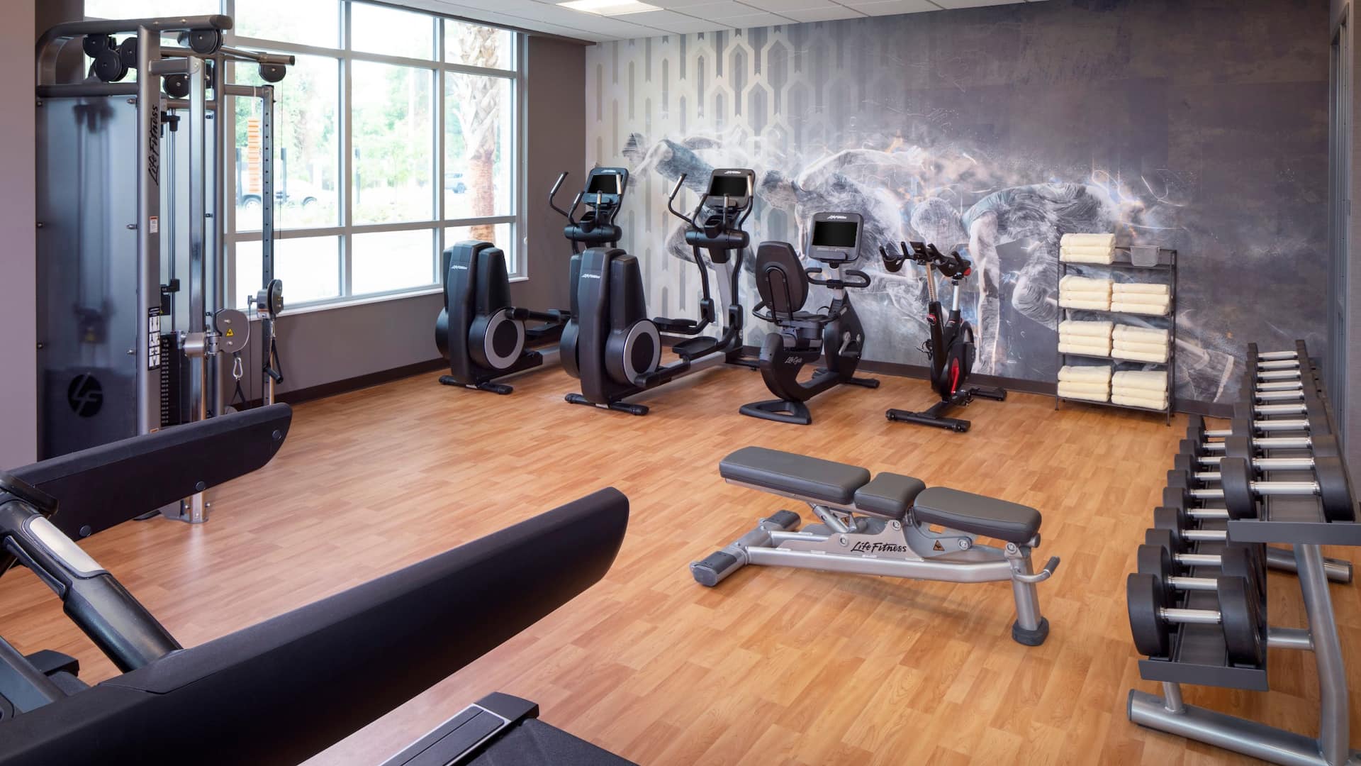 Hyatt House Charleston / Mount Pleasant Fitness Center