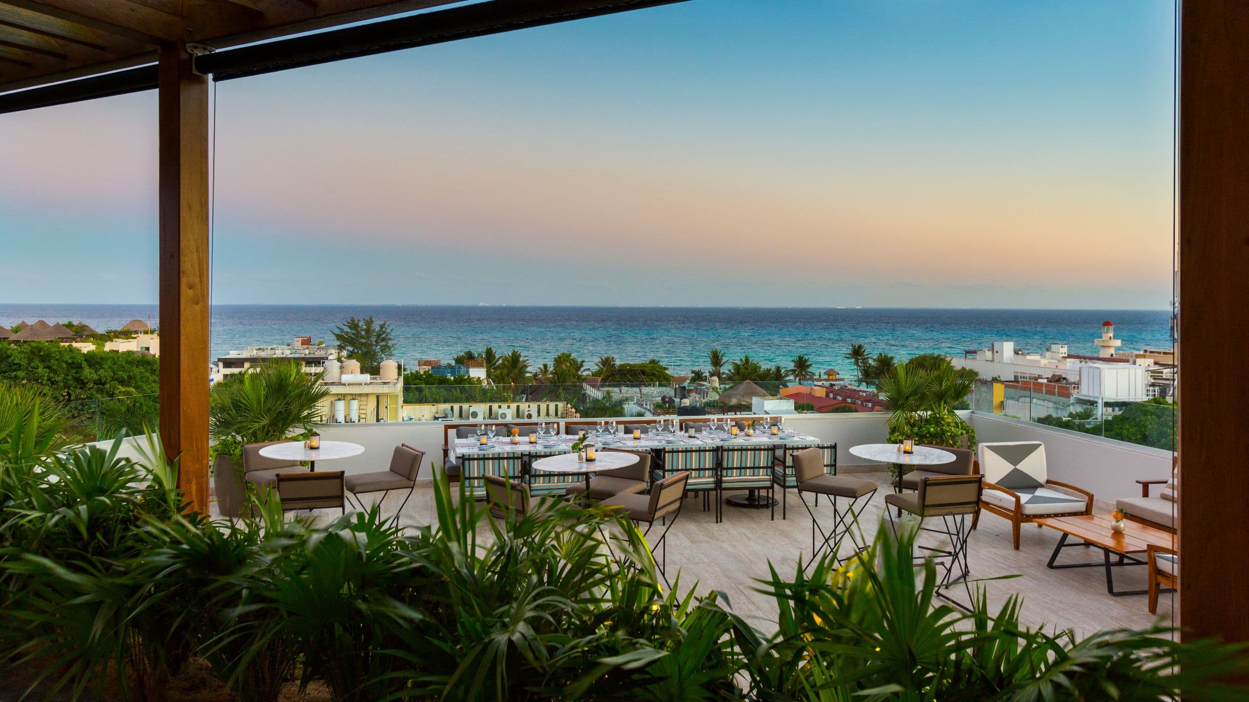 Thompson Playa del Carmen Main House Restaurant Cinco Patio