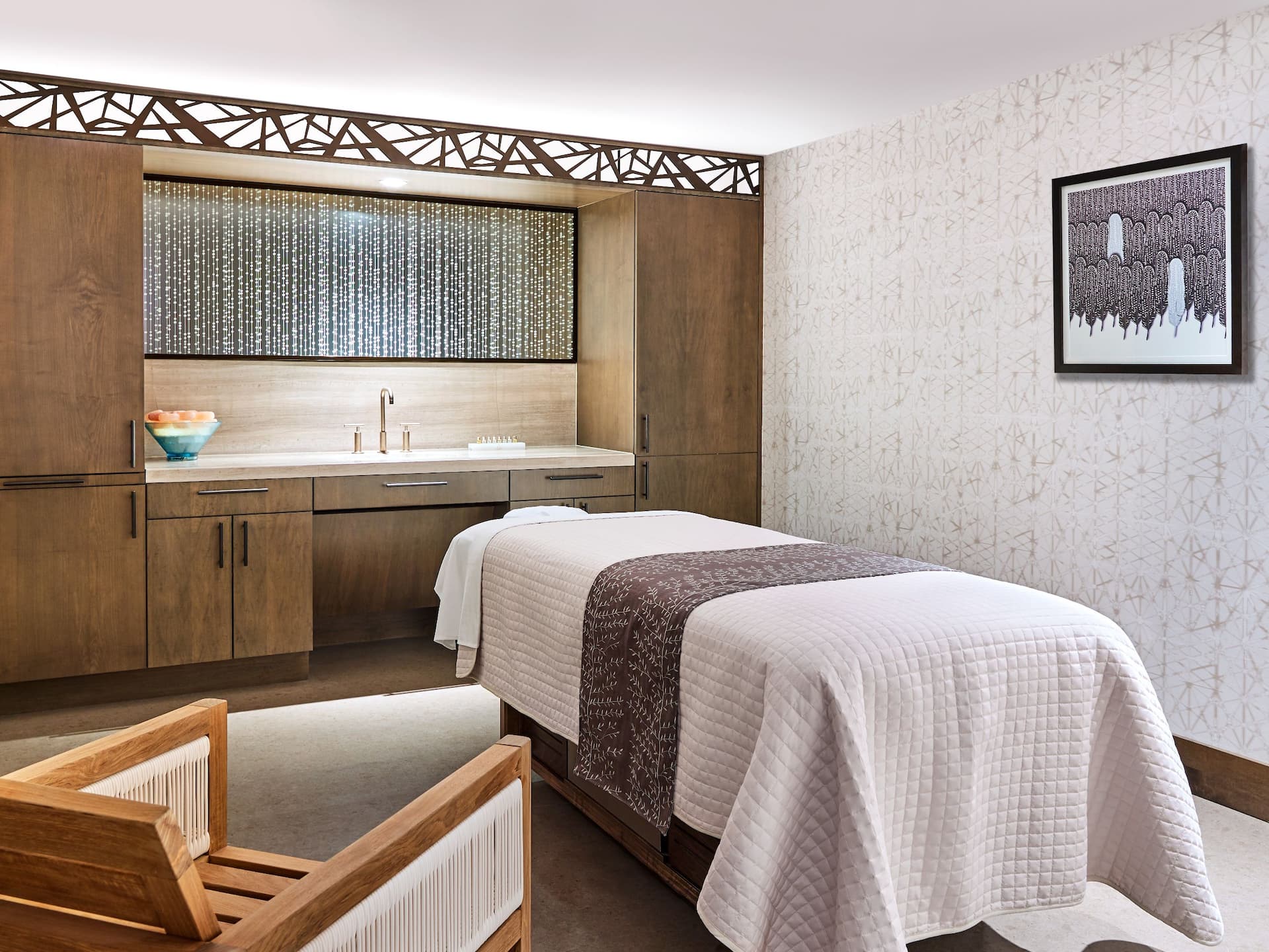 Grand Hyatt Vail Spa Treatment Room