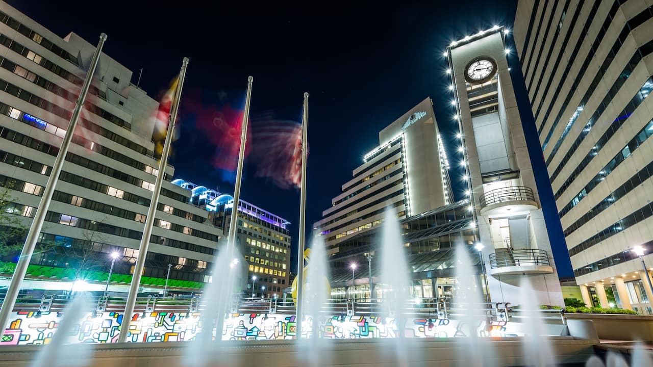 Exterior Plaza