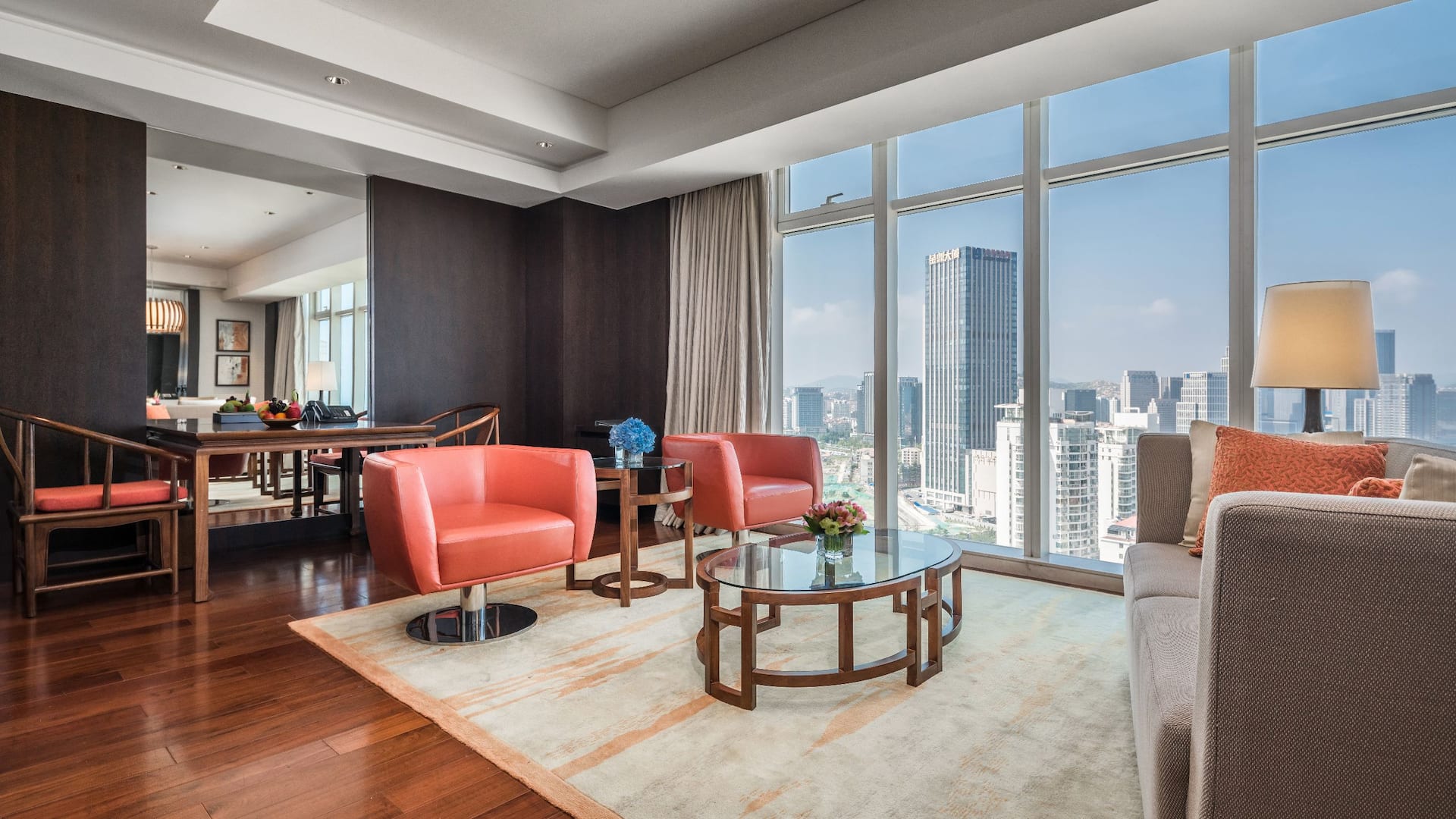 Hyatt Regency Qingdao Regency Suite King Living Room