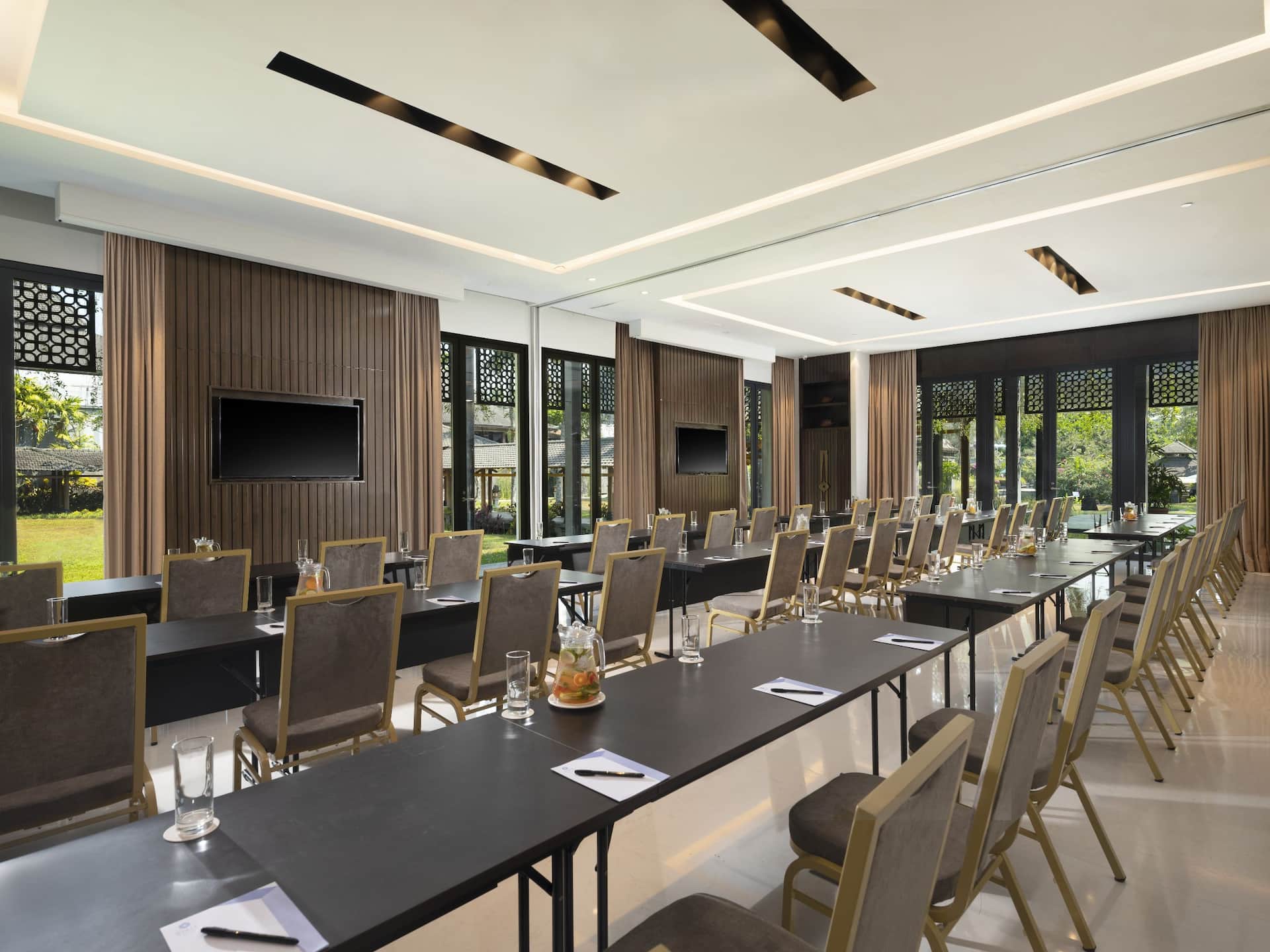 Hyatt Regency Yogyakarta Rinjani Meeting Room