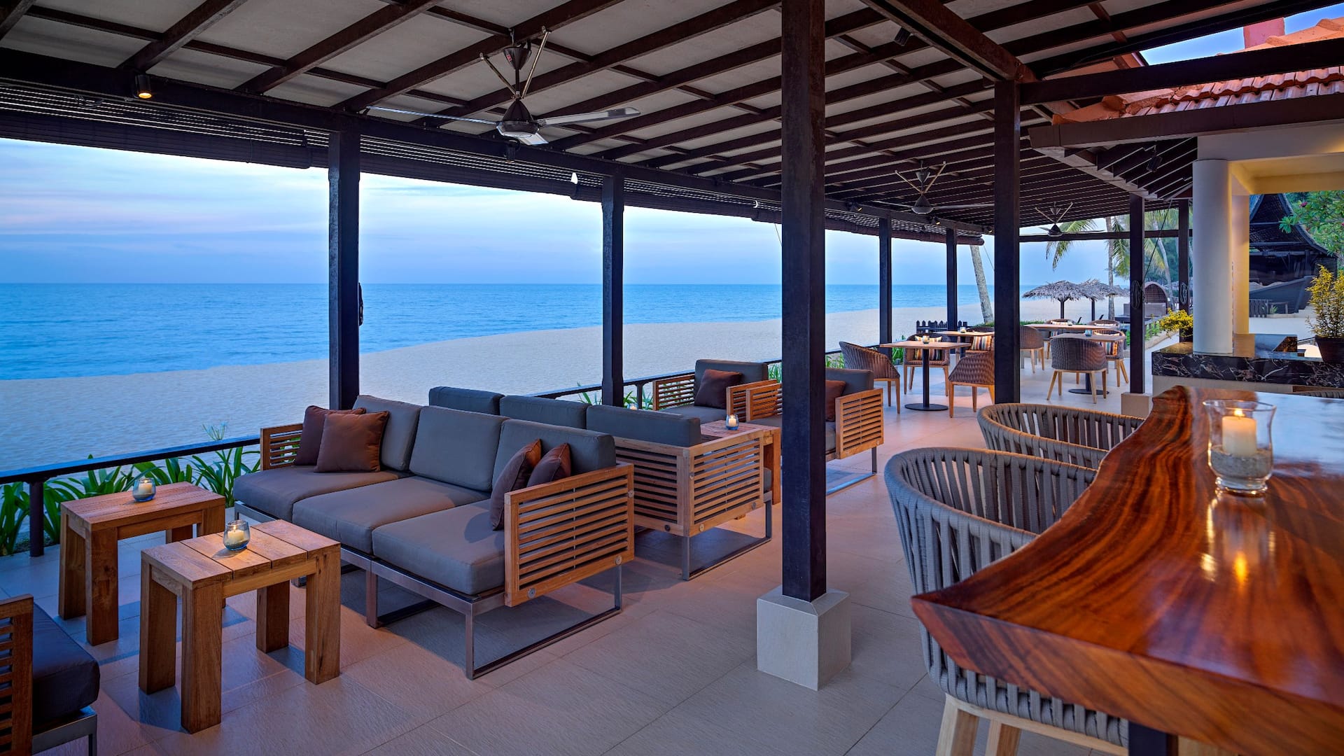 Hyatt Regency Kuantan Resort Coals On The Beach