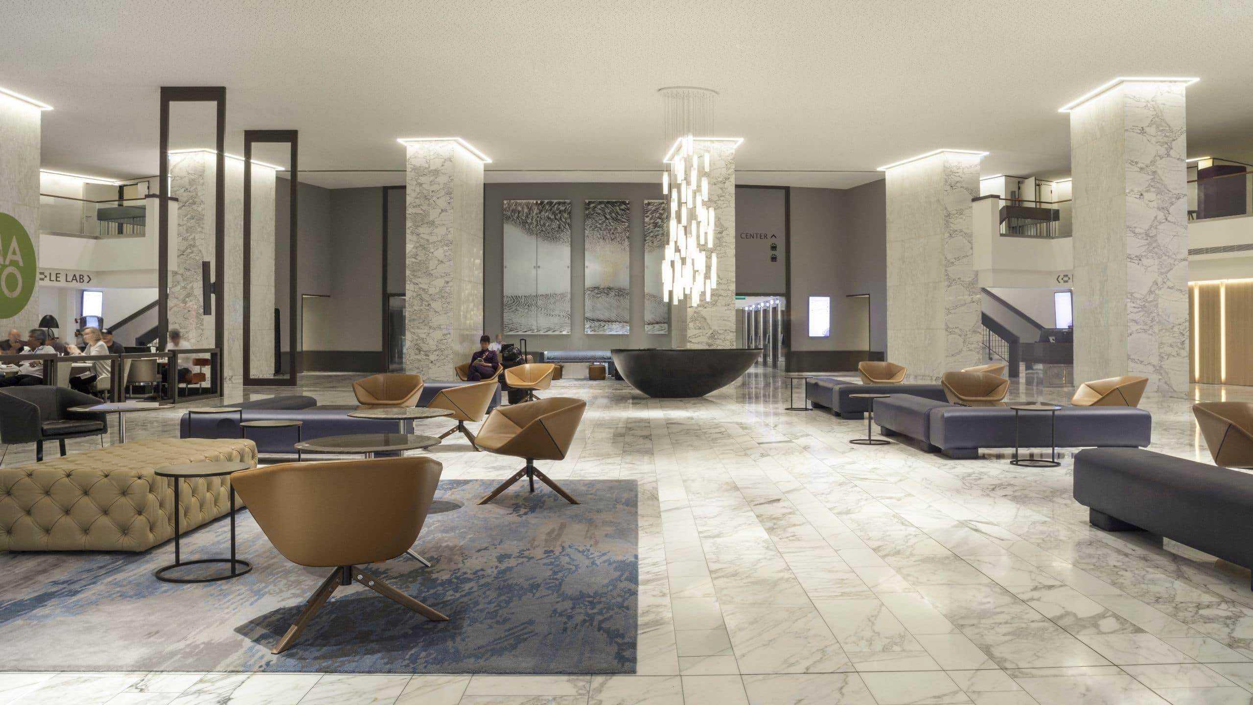 Hyatt Regency Paris Étoile Lobby