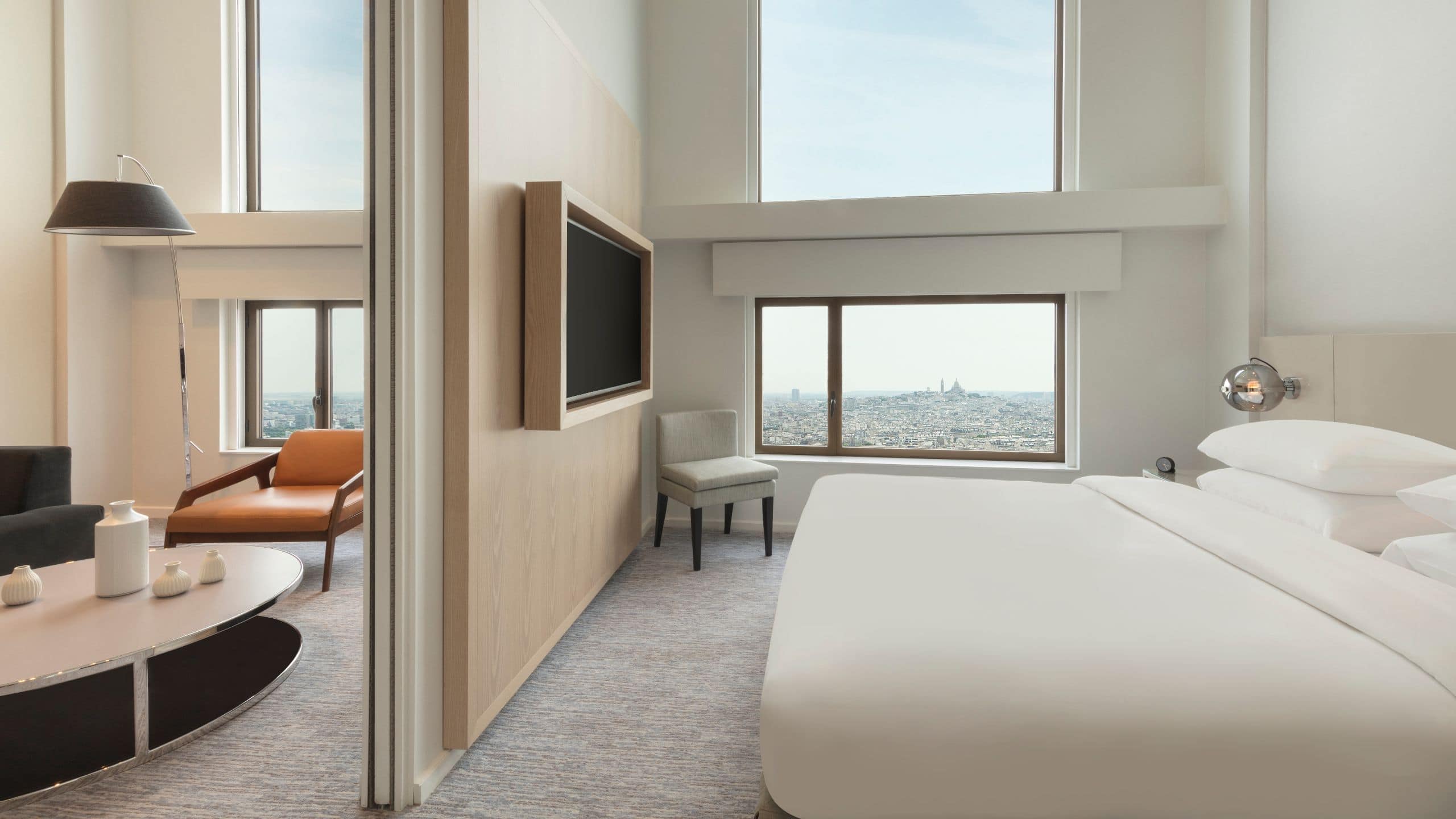Hyatt Regency Paris Étoile Loft Bedroom