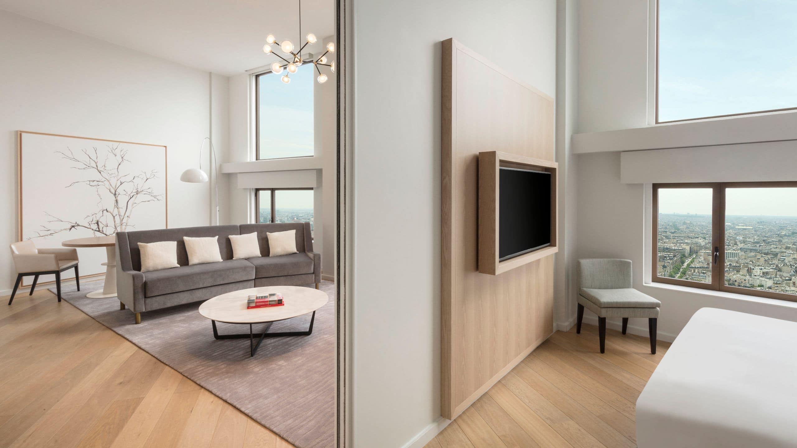 Hyatt Regency Paris Étoile Loft