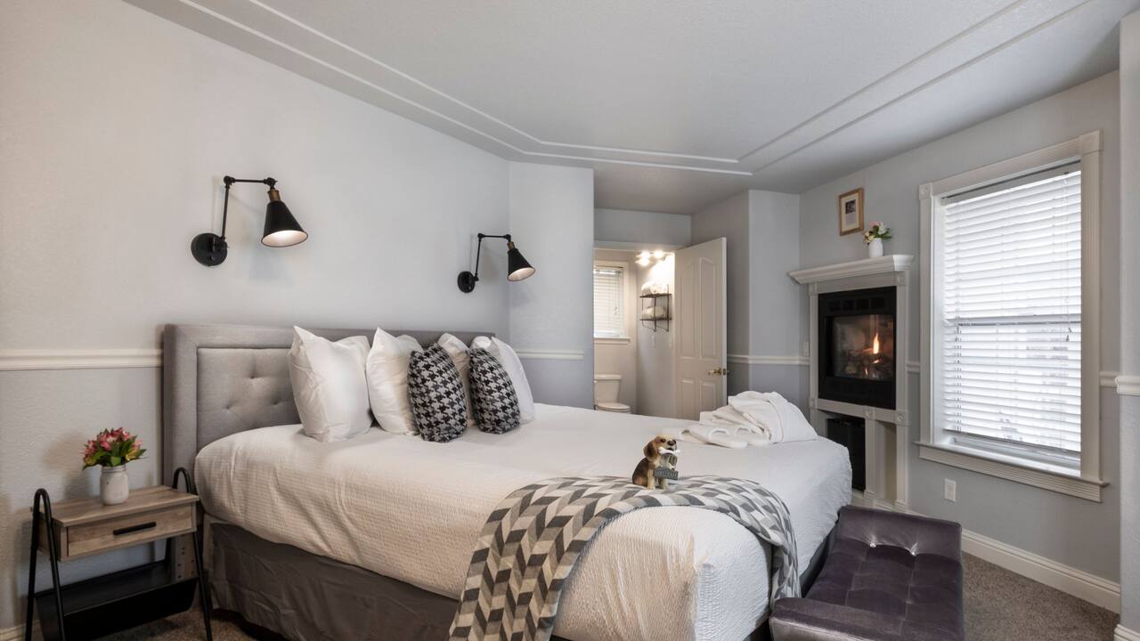 King Room