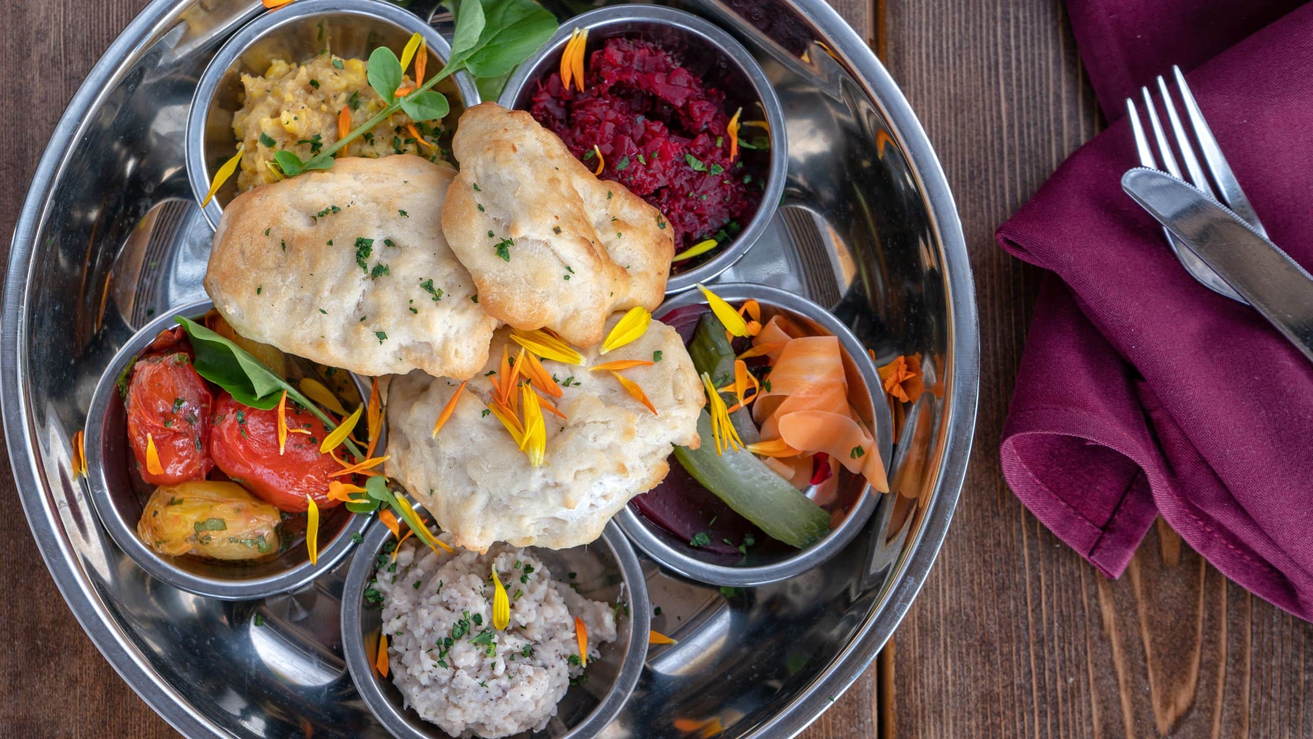 Spirit Ridge Biscuits With Sides