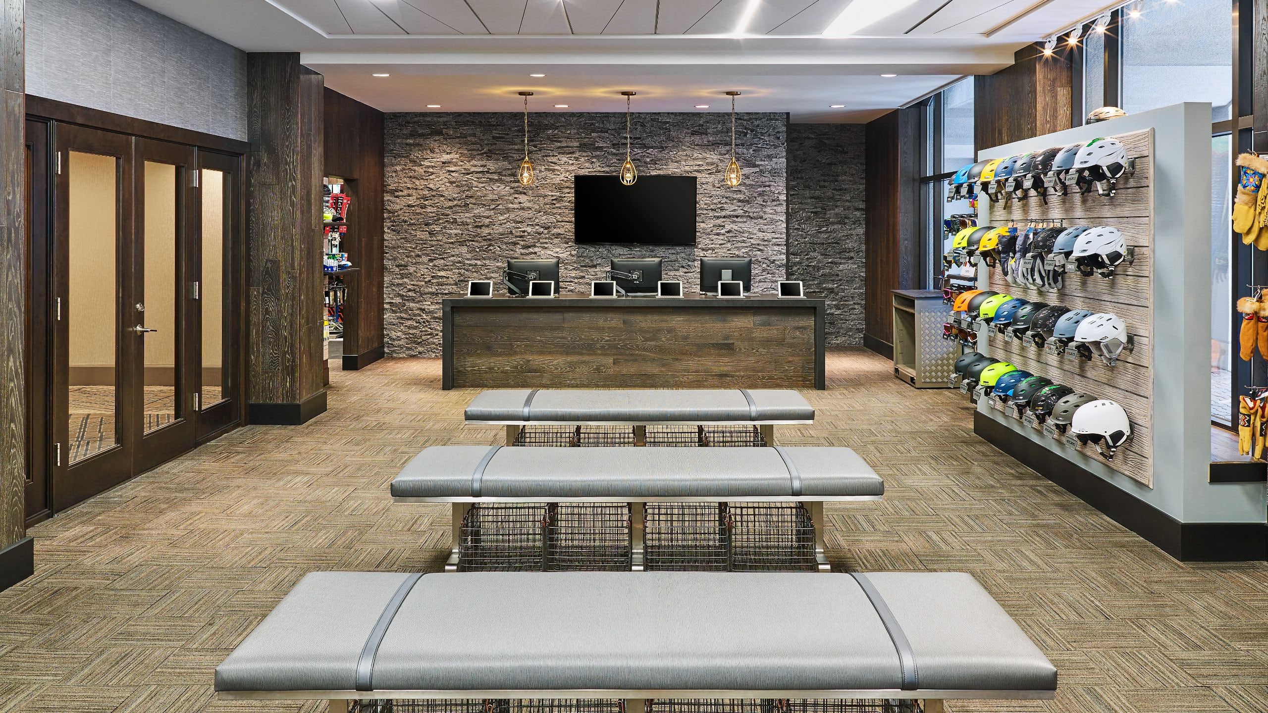 vail shoe store