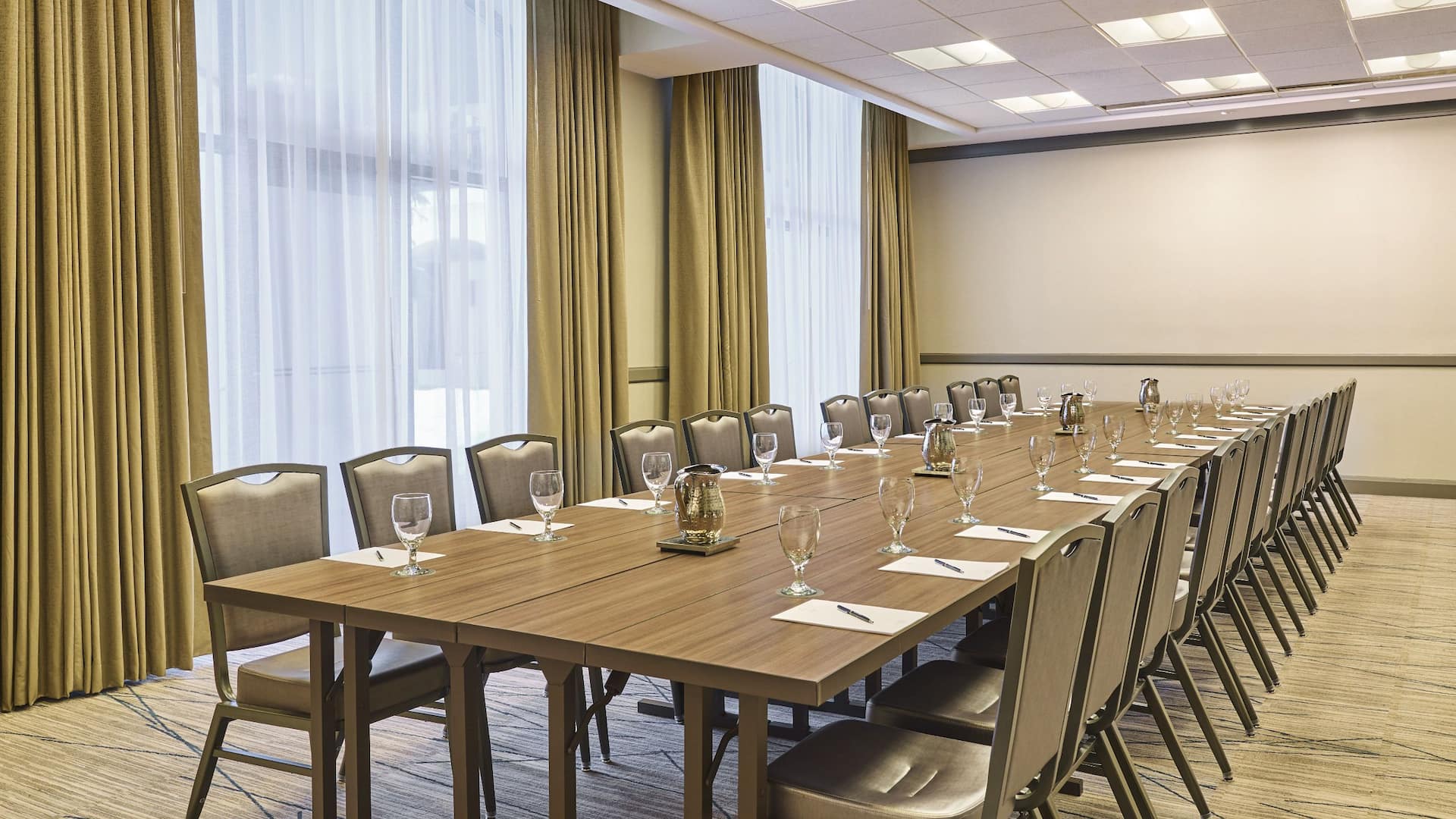 Grand Hyatt Vail Powell Meeting Room
