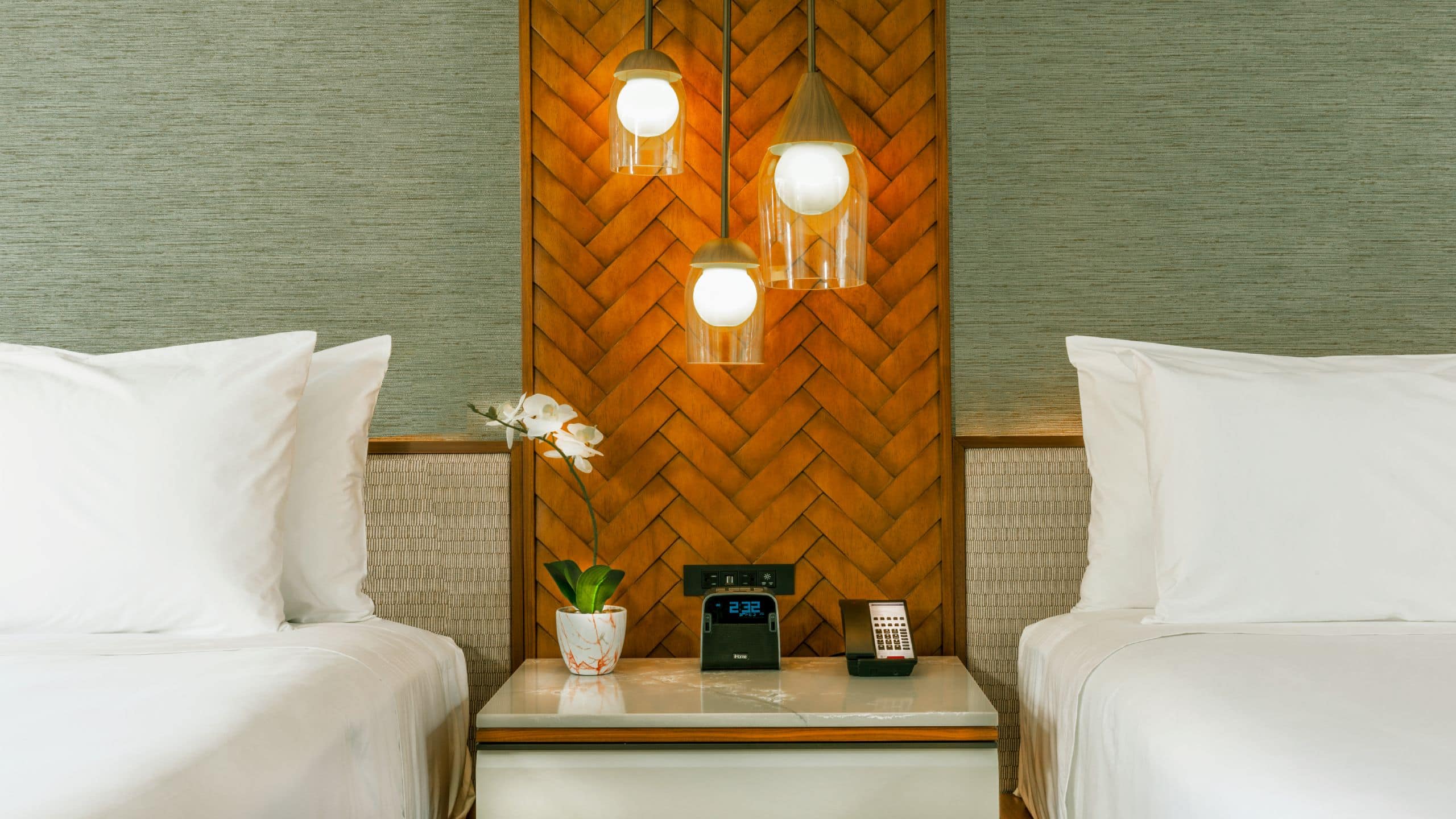 Hyatt Regency Maui Resort and Spa Lahaina Room Nightstand Detail