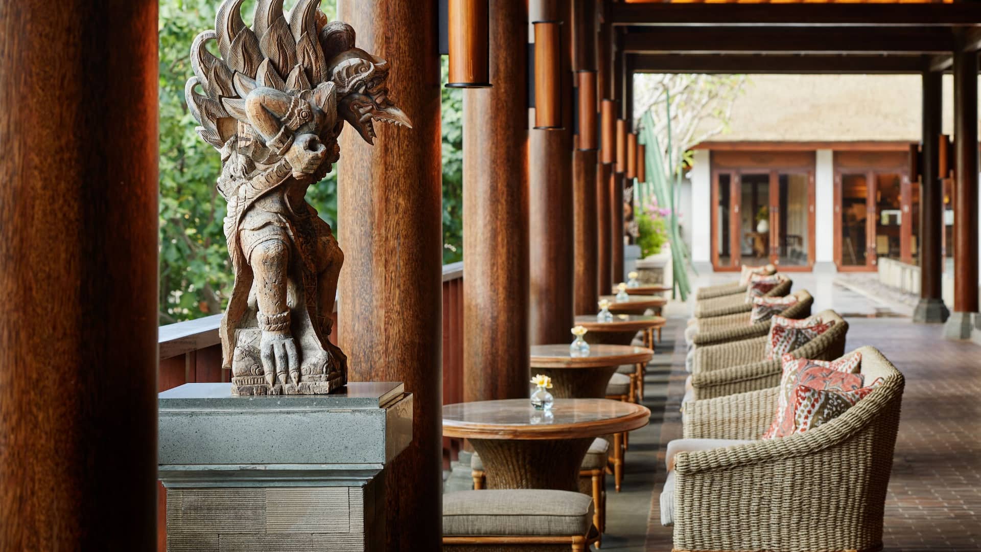 Hyatt Regency Bali Piano Lounge
