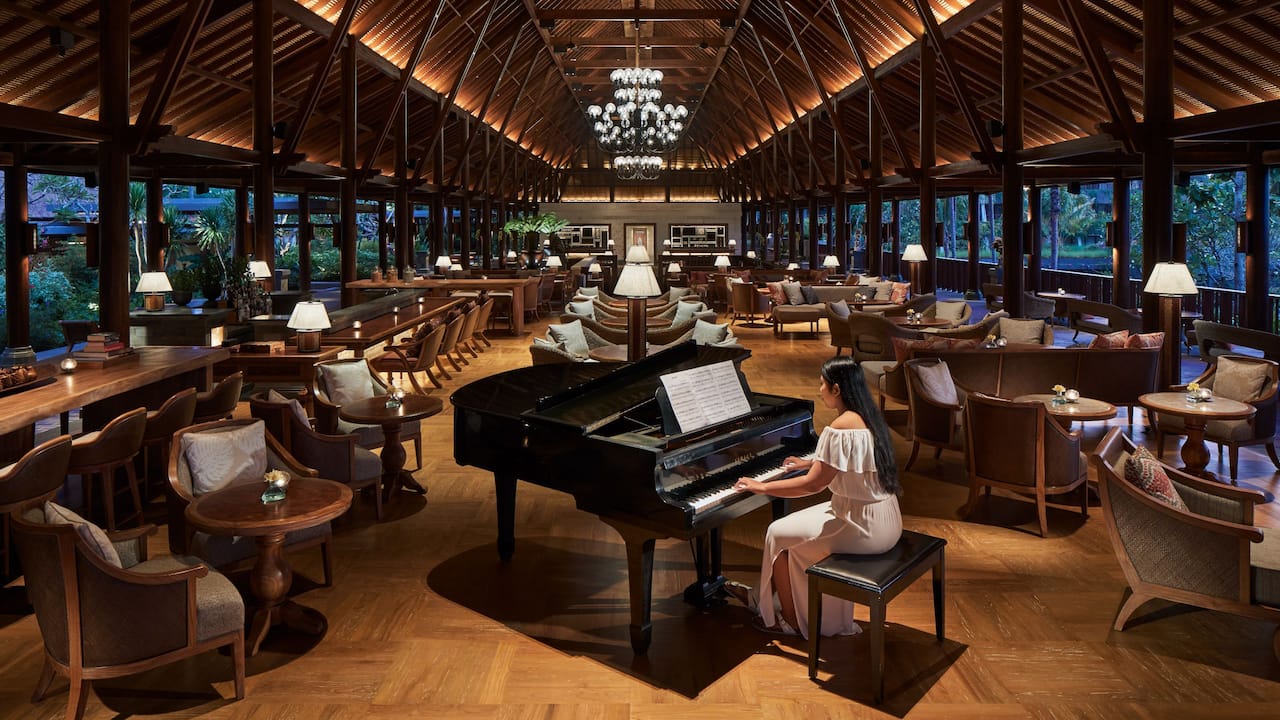 Food, drink and venue of Piano Lounge and Bar Sanur Bali