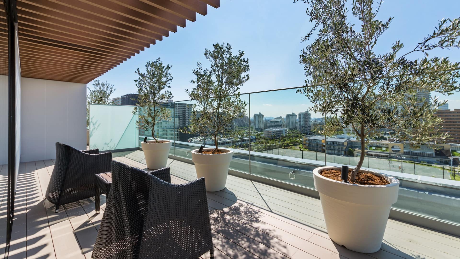 2 von 2 King Terrace