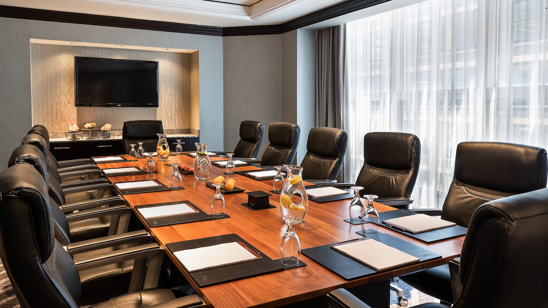 Hyatt Regency Boston Ipswich Boardroom