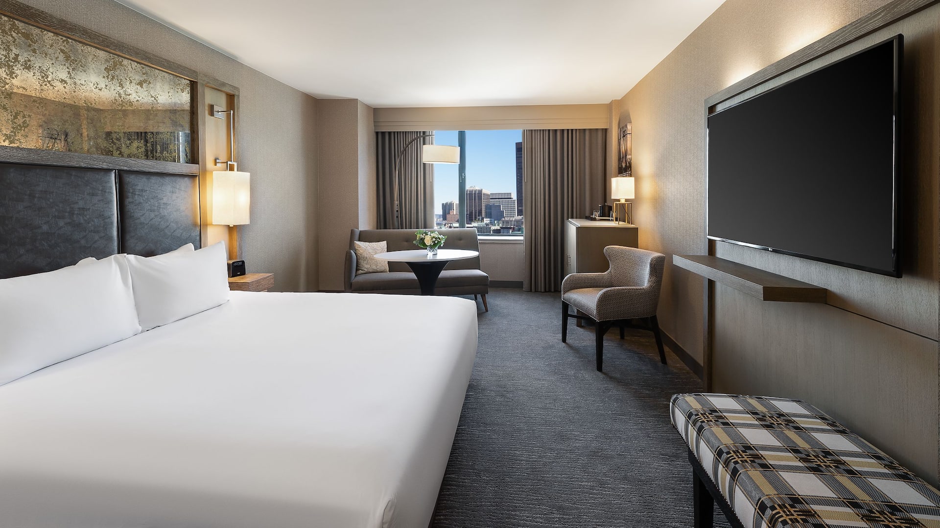Hyatt Regency Boston Standard King Room