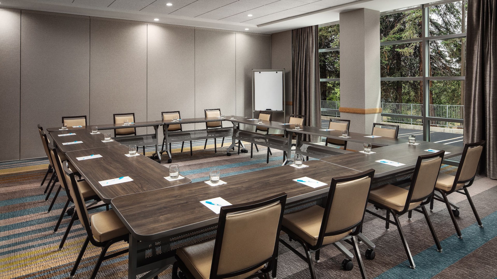Hyatt House San Jose / Cupertino Meetings Hollow Square