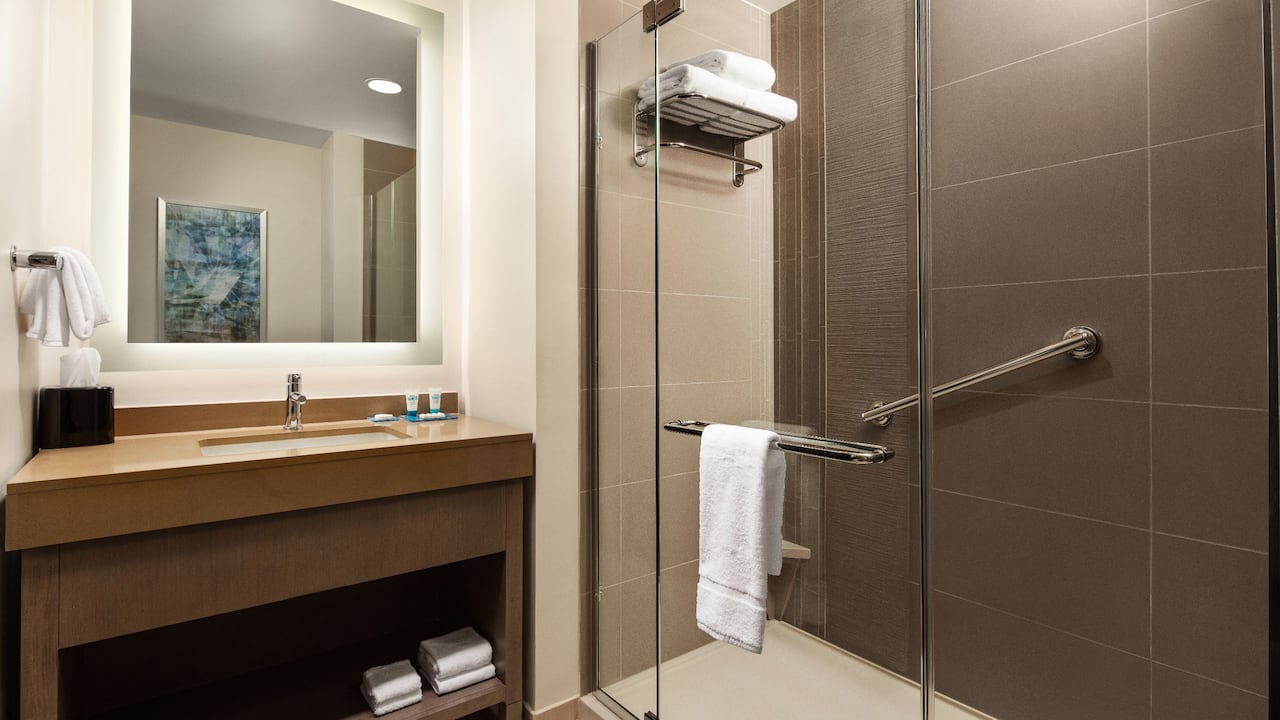 One Bedroom Bath