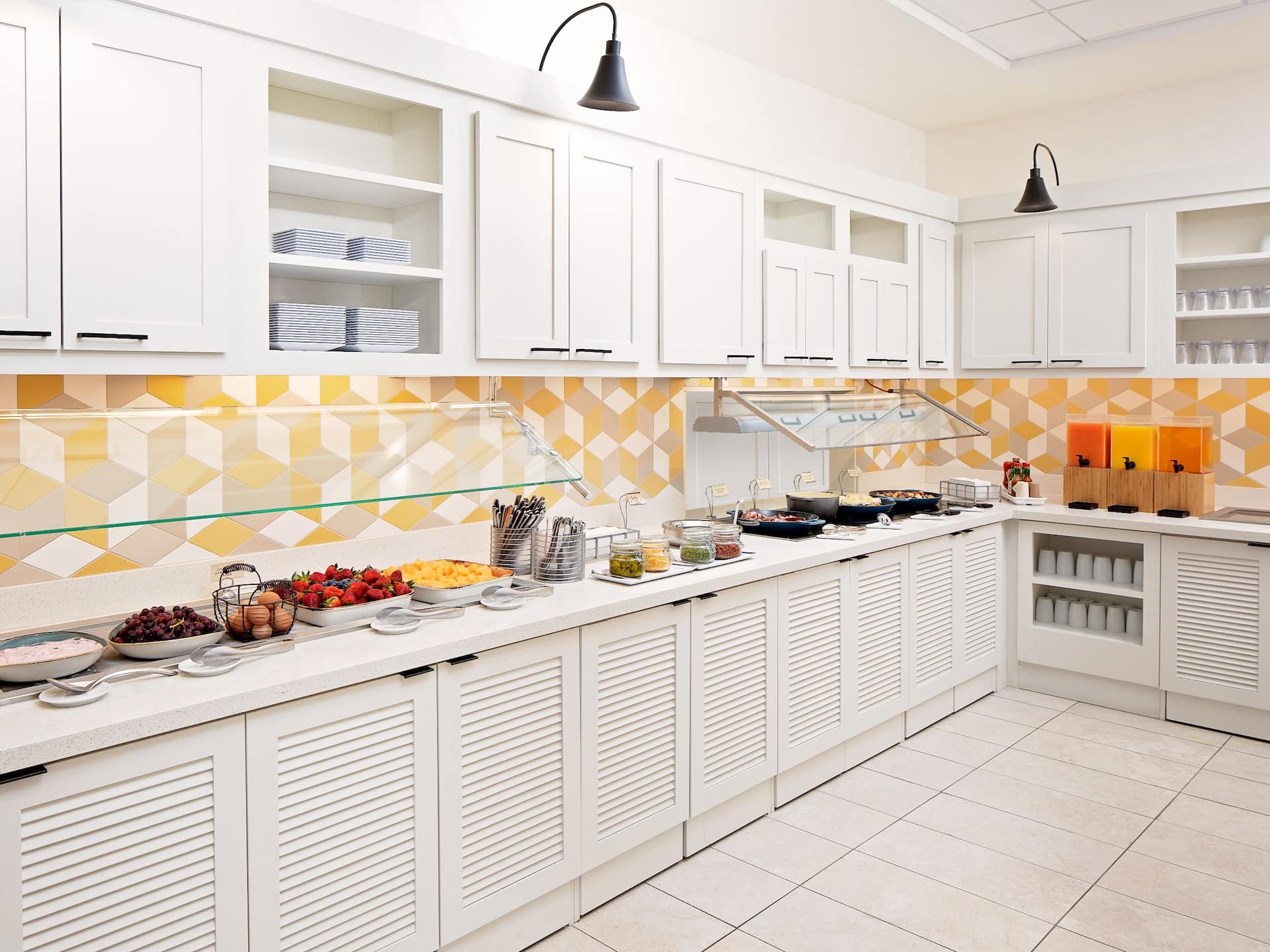 Hyatt Place New Orleans/Convention Center Breakfast Buffet