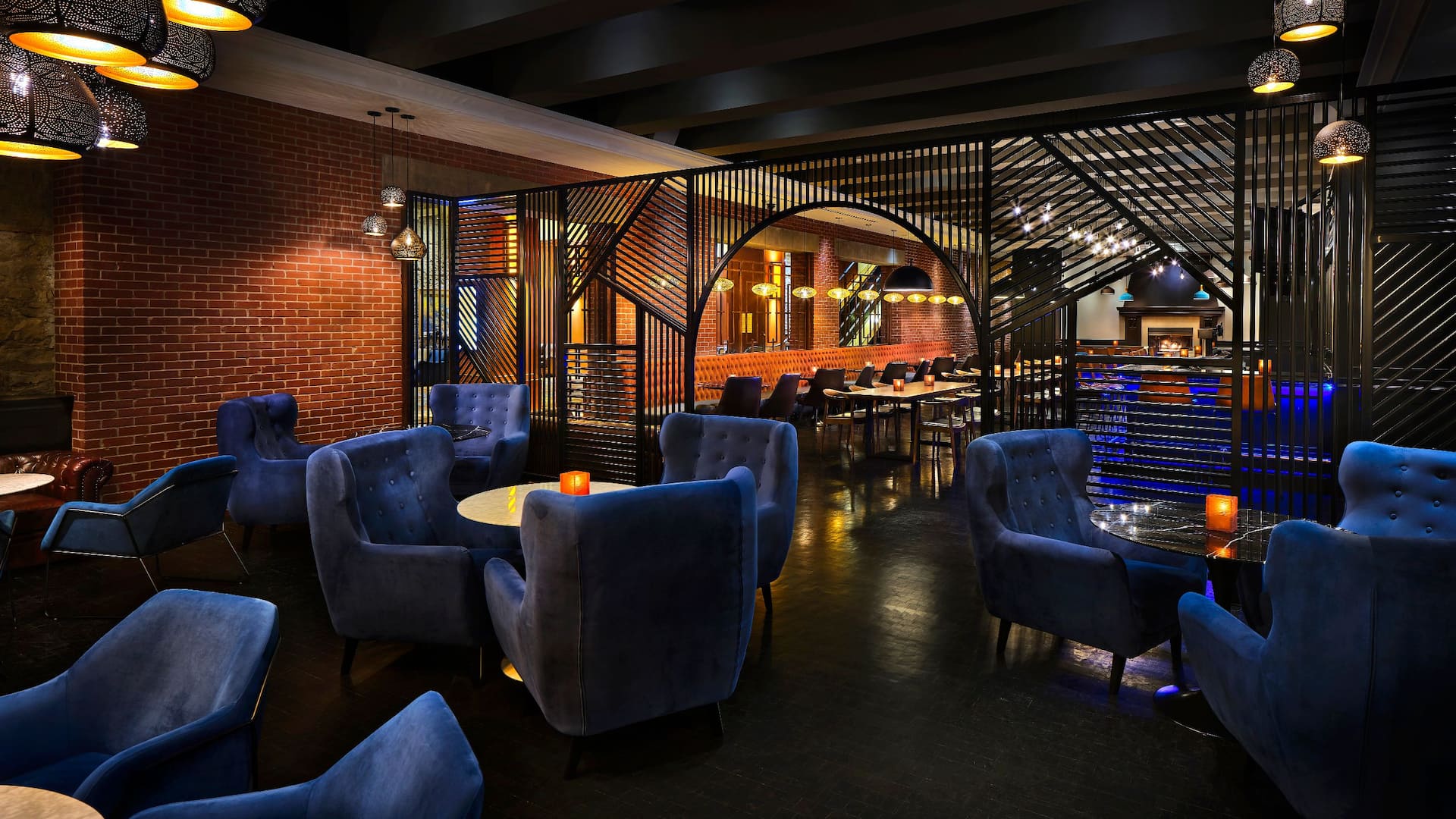 Hyatt Regency Calgary Thomsons Kitchen Bar Moody