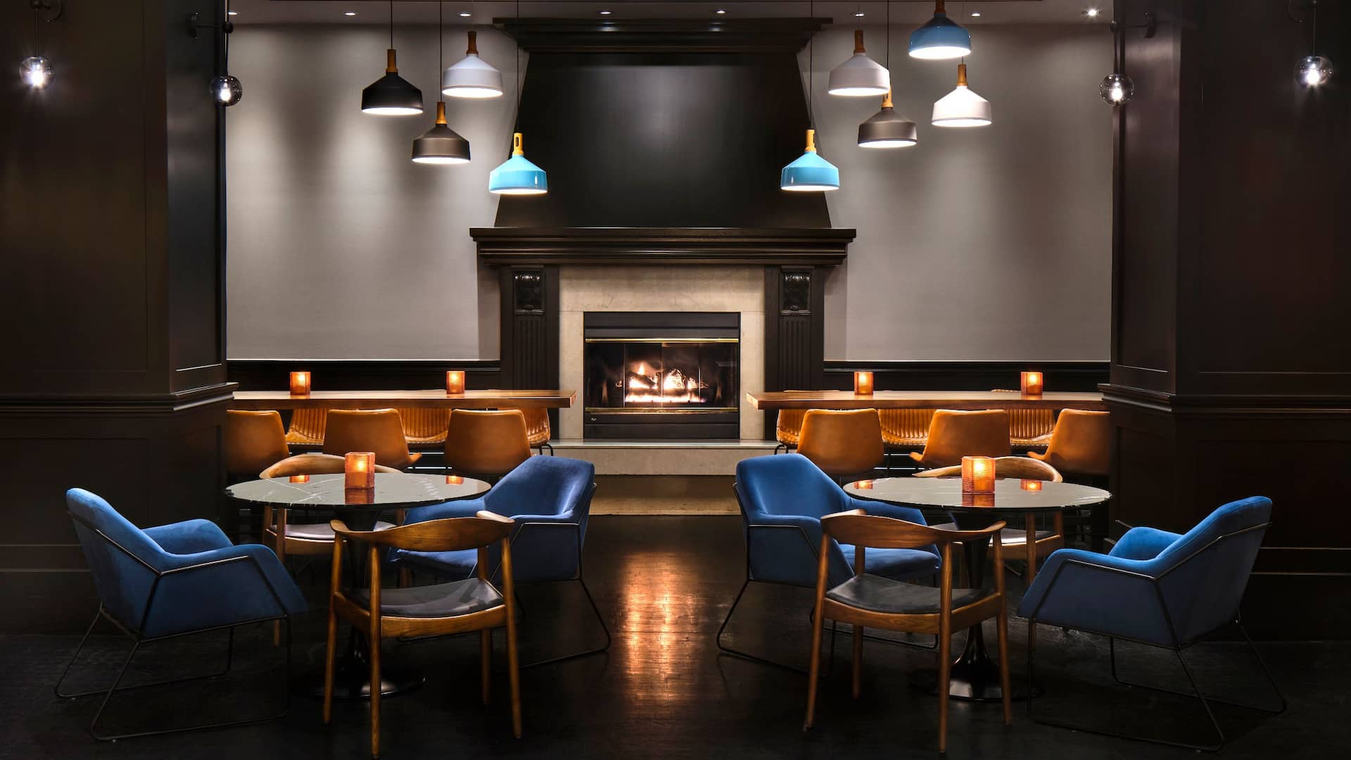 Hyatt Regency Calgary Thomsons Kitchen Bar Spirited