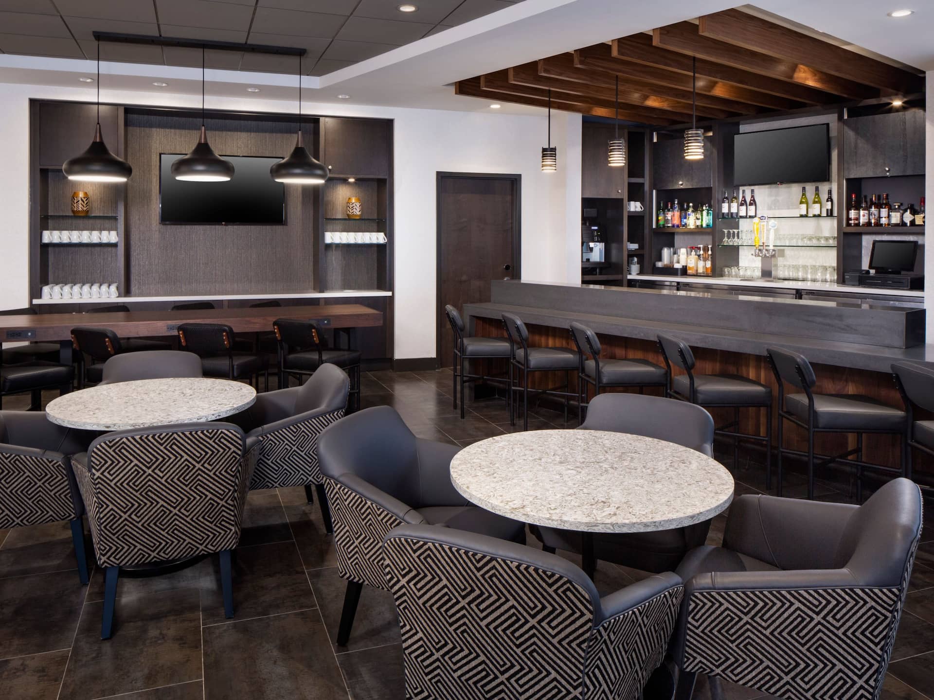 Hyatt Place Poughkeepsie Lobby Dining and Bar Seating