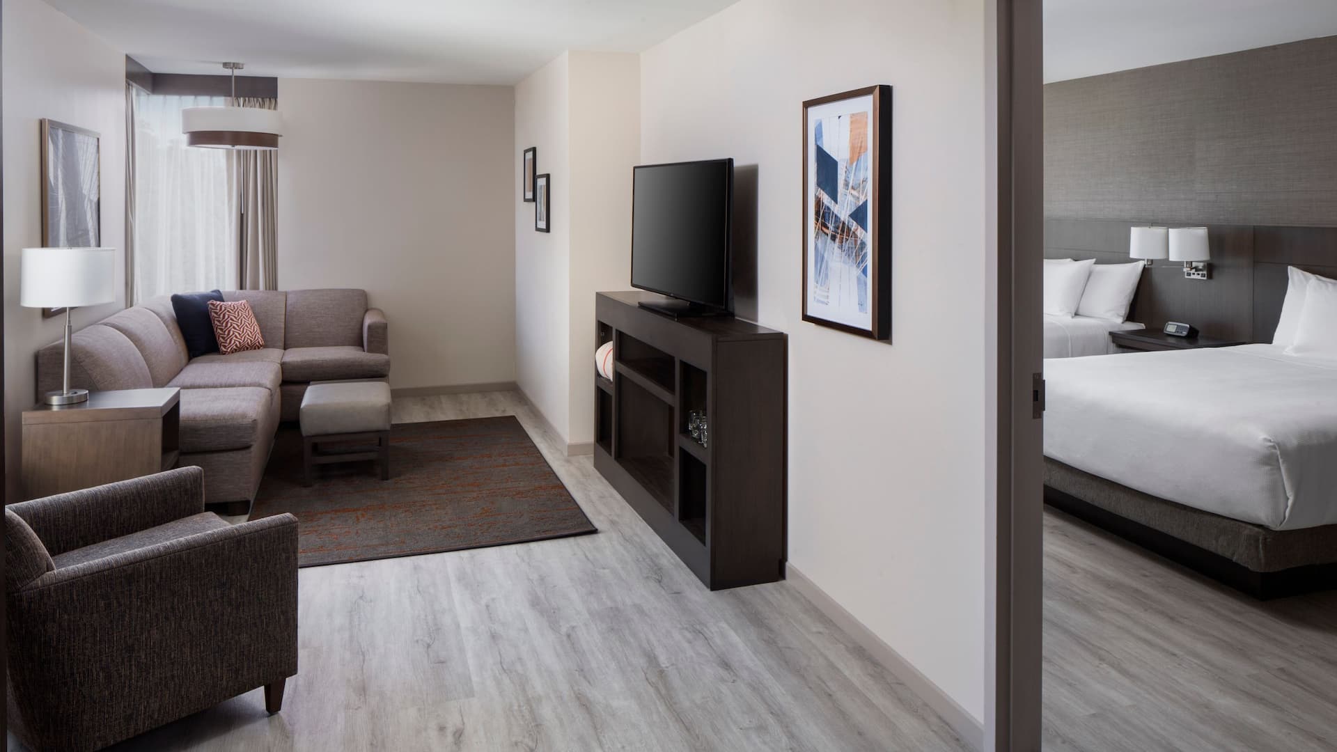 1 de 4 Hyatt Place Poughkeepsie One Bedroom Suite