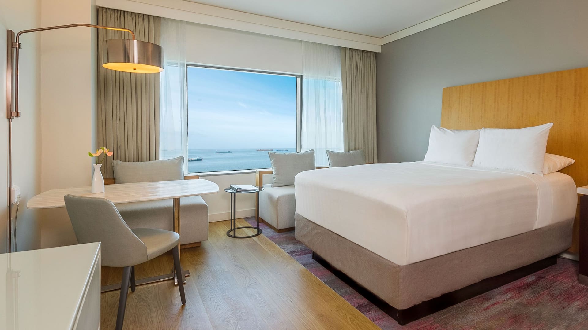 1/4 Hyatt Regency Trinidad King Guestroom Gulf View