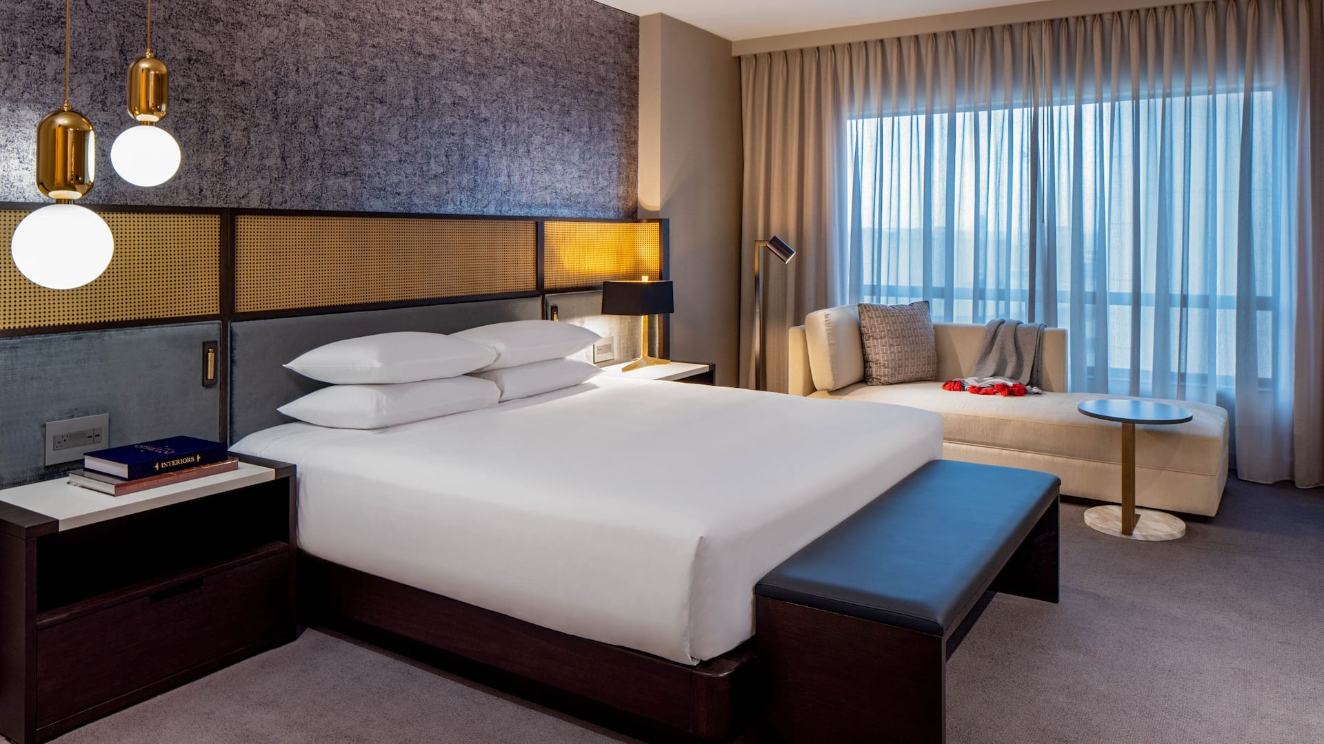第 3，共 14 Hyatt Regency Crystal City at Reagan National Airport Suite Bedroom