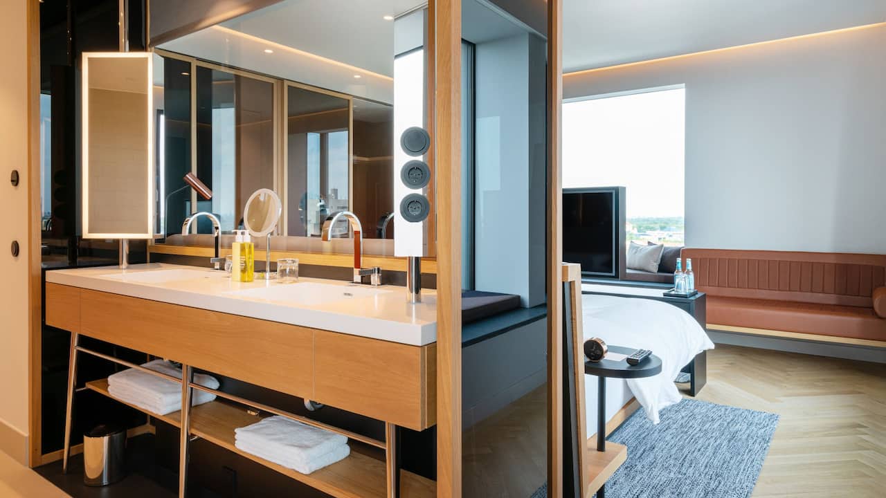 sustainable hotel room Andaz Munich