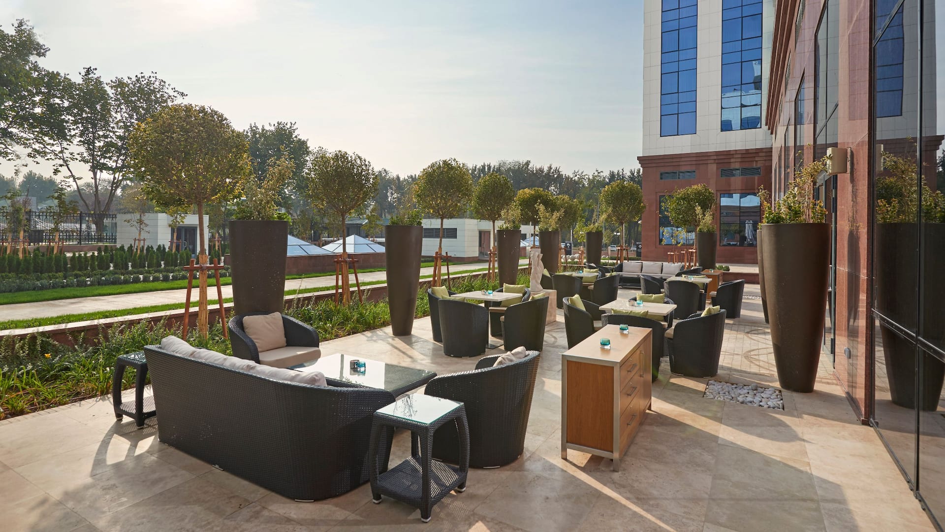 Hyatt Regency Tashkent Chai Lounge Terrace