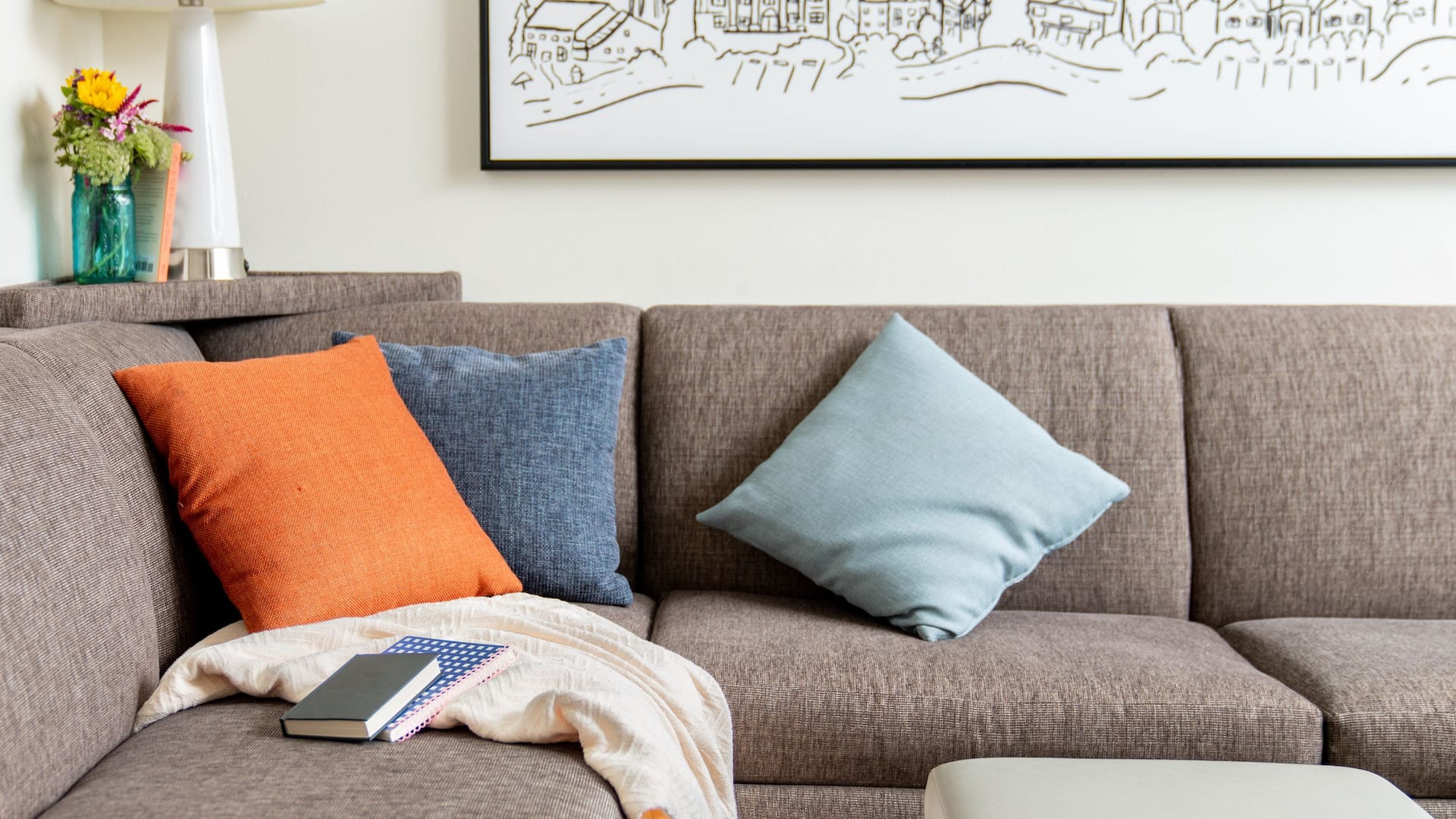 Hyatt House HH_P495 Living Area