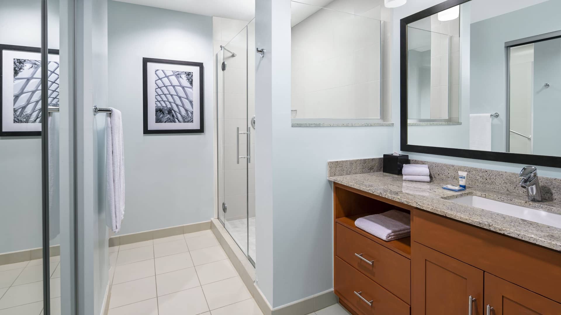 6 из 6 Hyatt House Boulder/Broomfield One Bedroom King Suite Bathroom