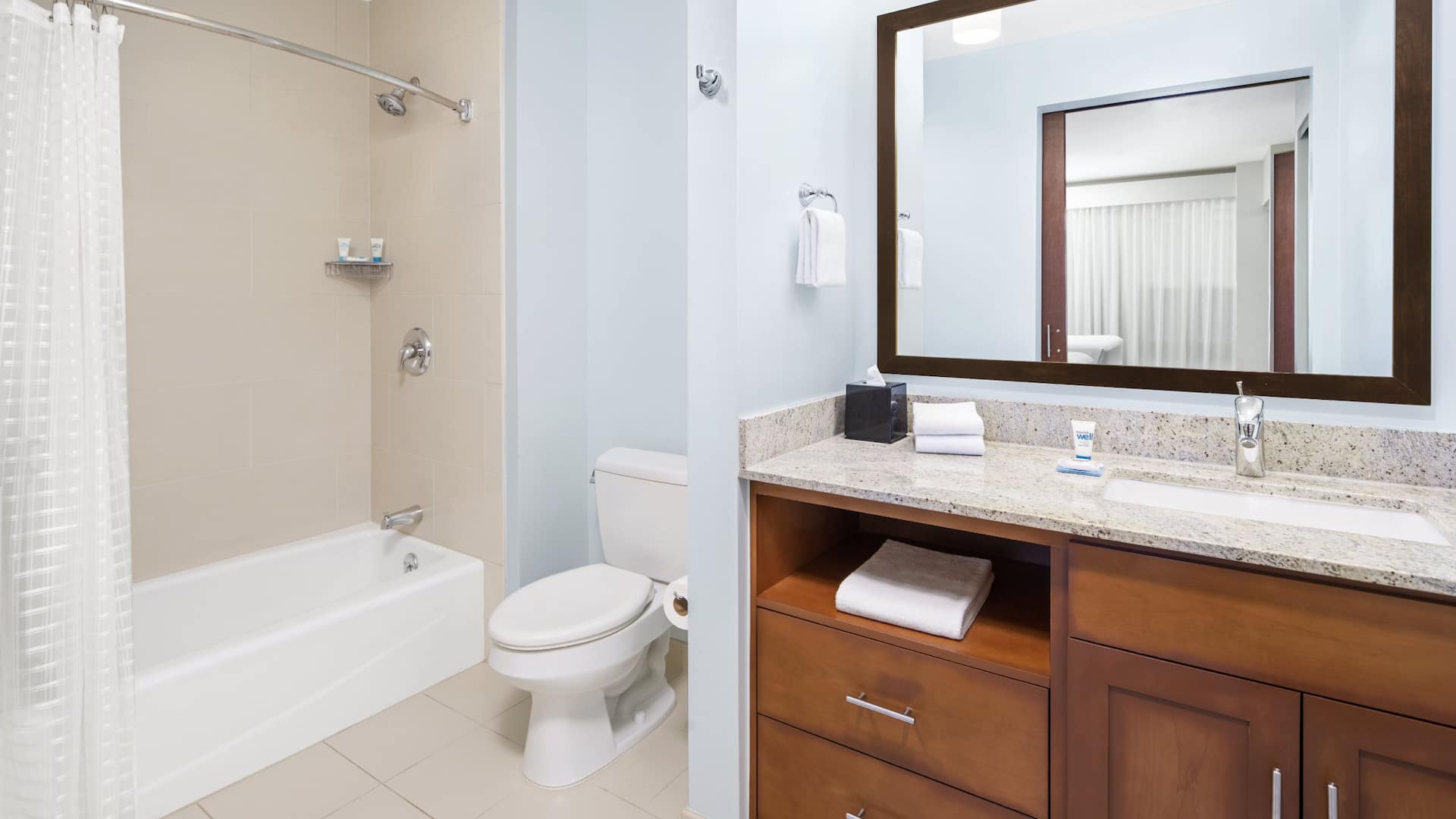 4 из 5 Hyatt House Boulder/Broomfield Standard Bathroom