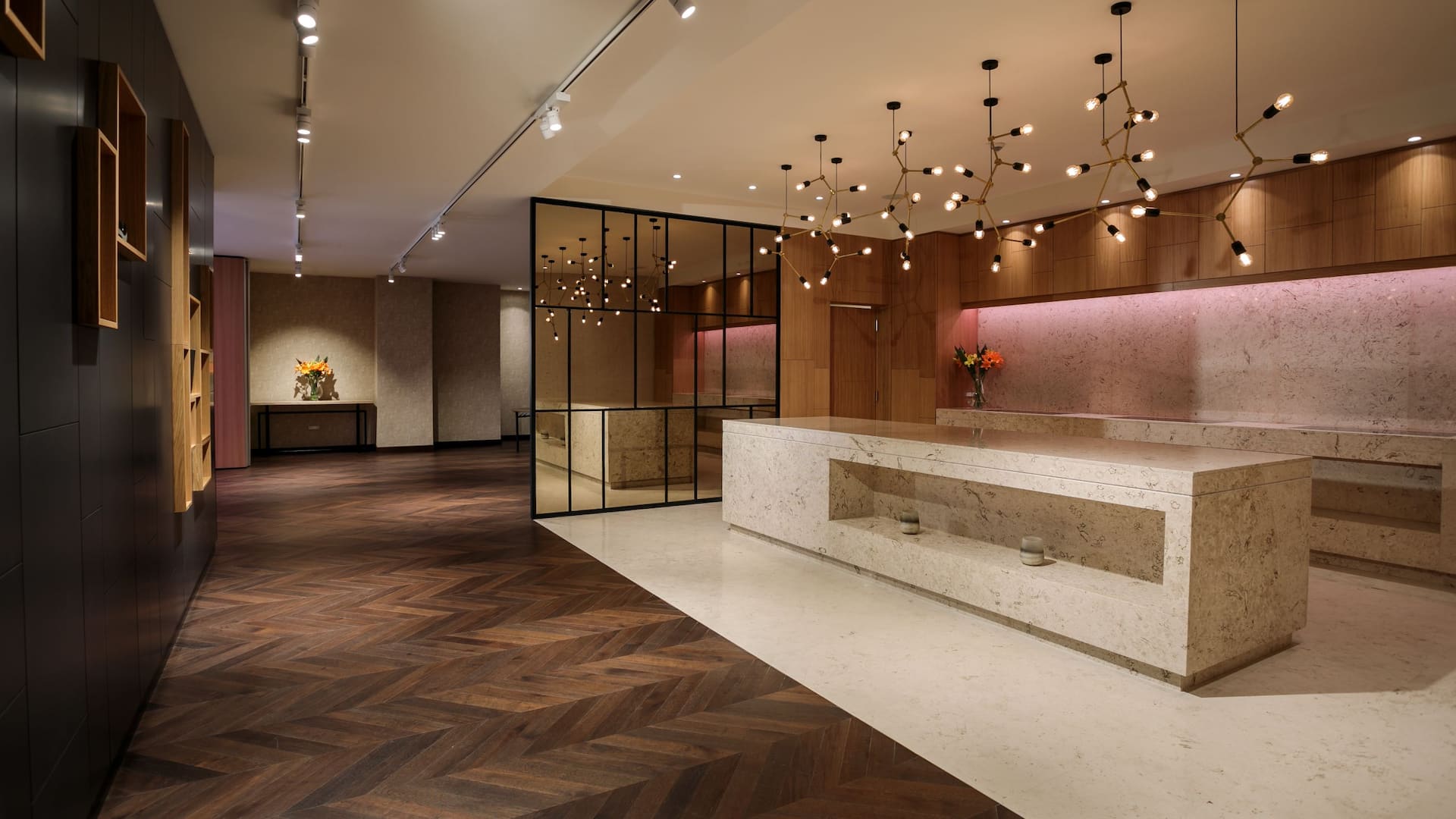 3 of 3 Hyatt Regency Belgrade Studio Central