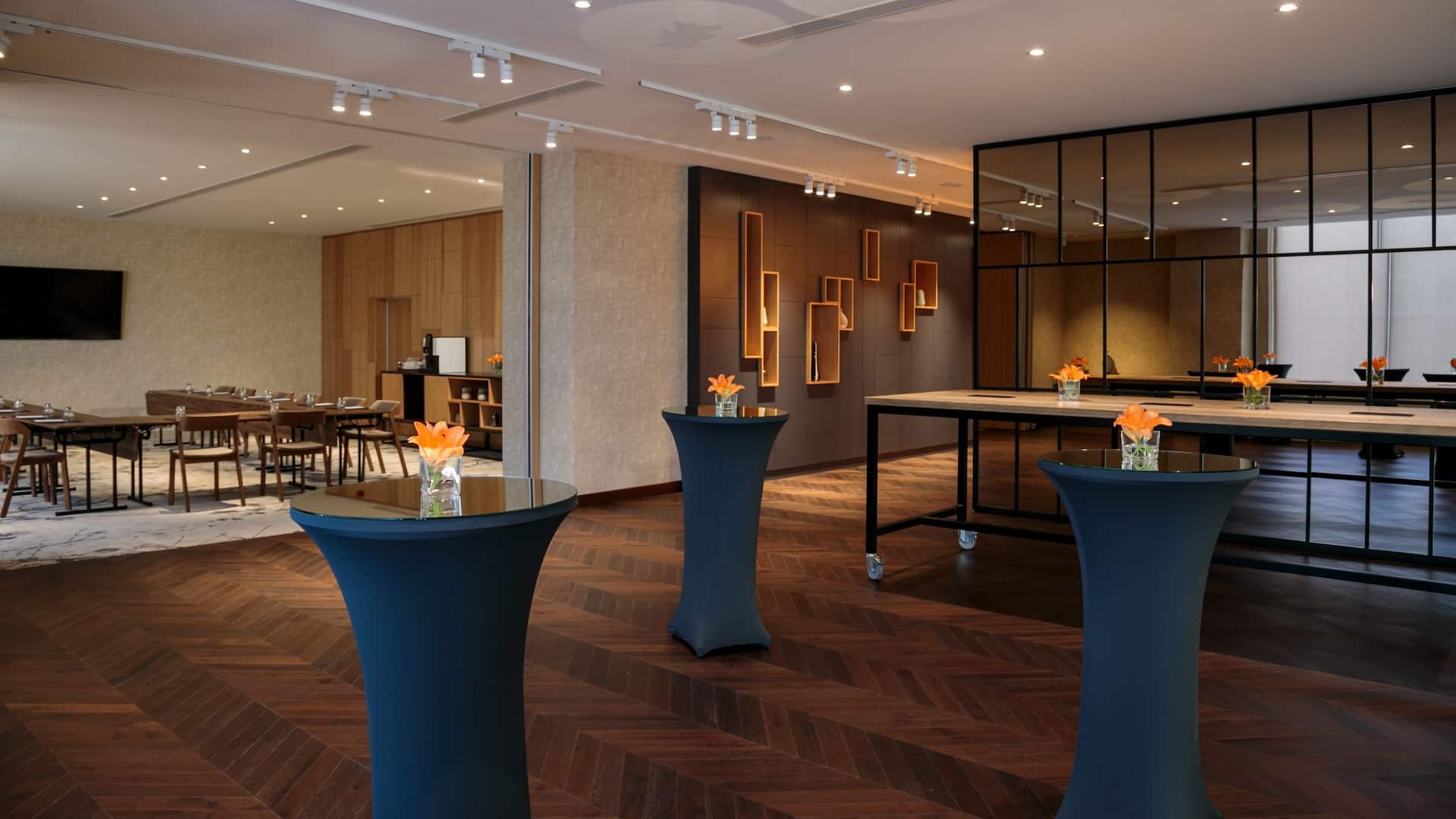 Hyatt Regency Belgrade Studio A Foyer