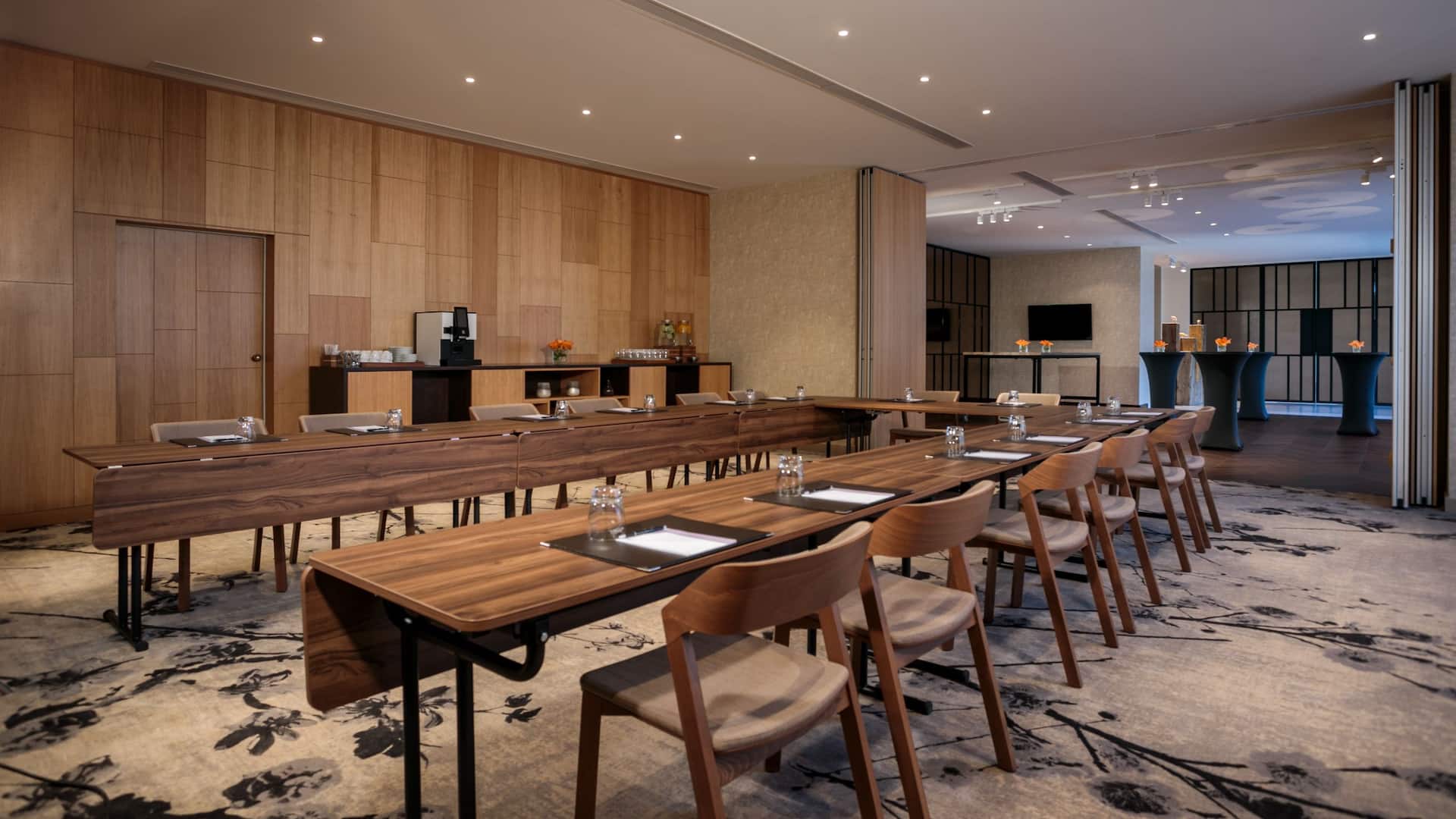 Hyatt Regency Belgrade Studio A